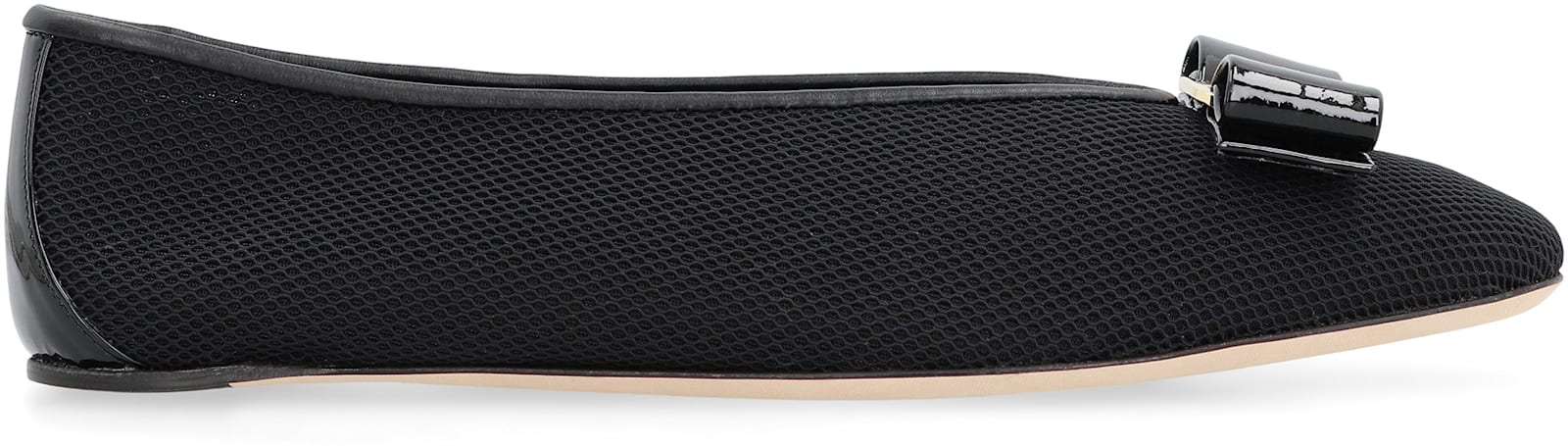 Ferragamo Vanna V Ballerinas In Velvet In Black