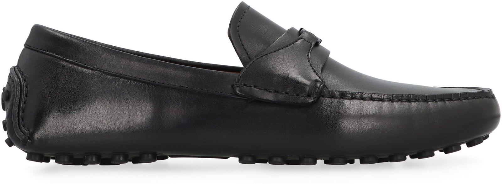 Shop Ferragamo Driver Leather Loafers In Black