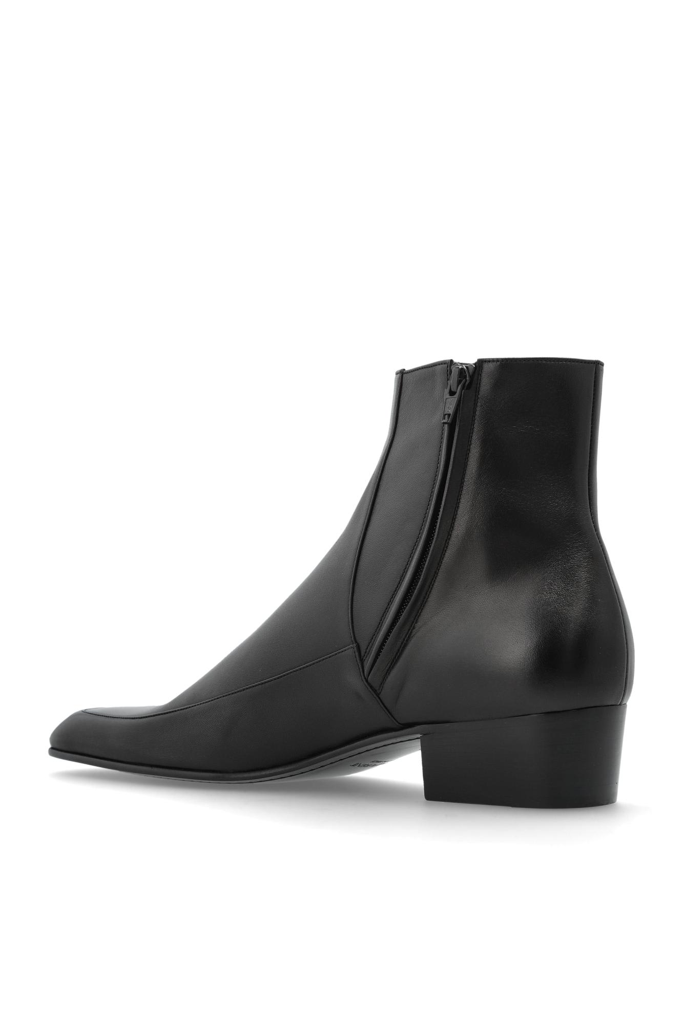 Saint Laurent Ozil Leather Ankle Boots In Black