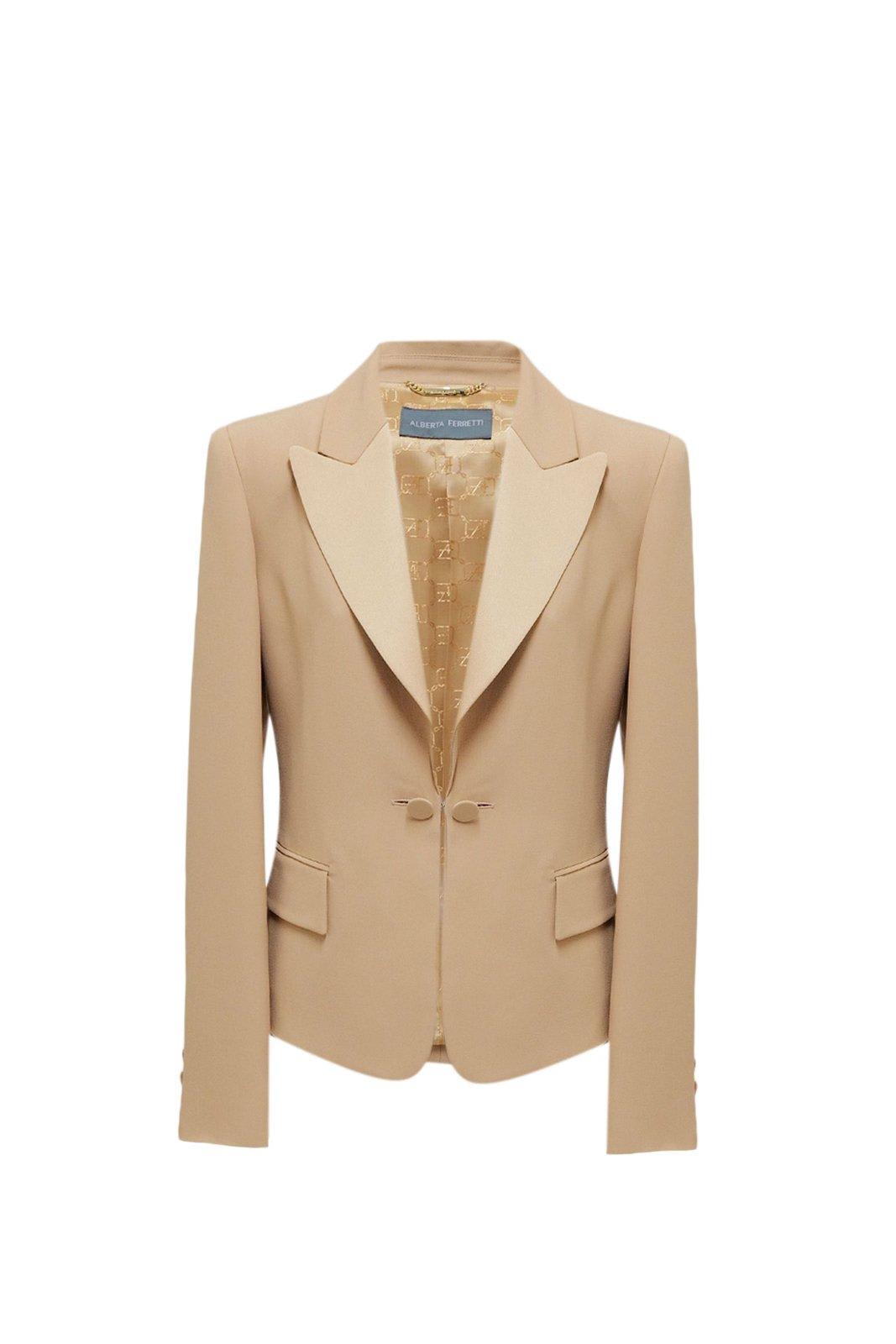 Fitted Waist Crepe Blazer