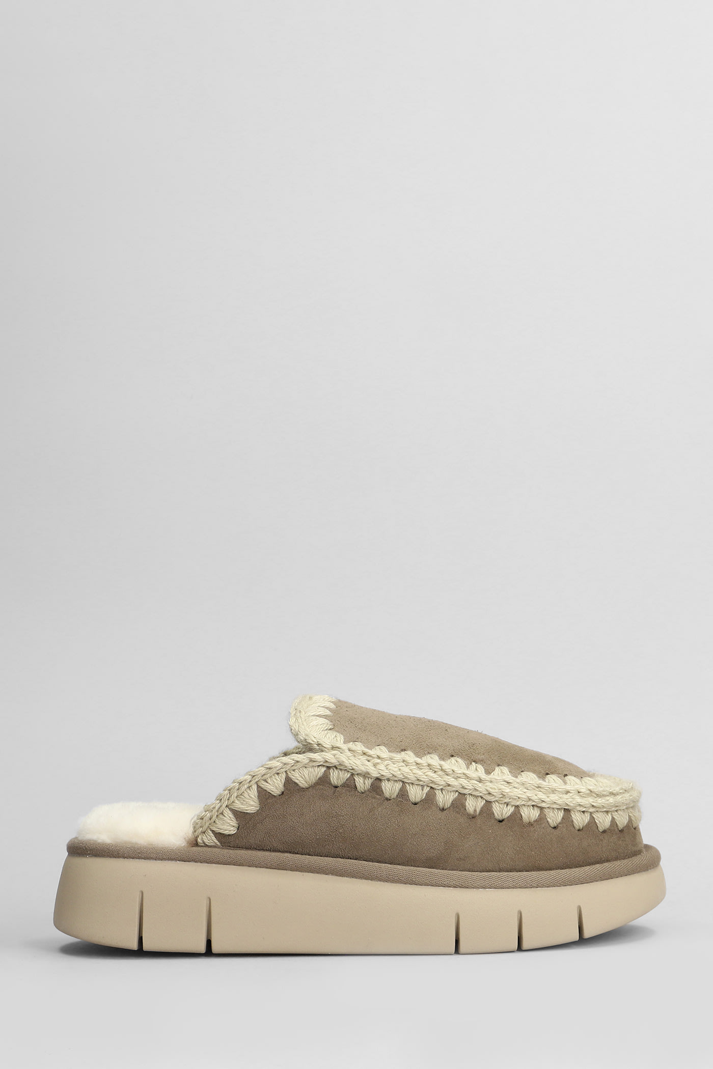 Bounce Clog Slipper-mule In Grey Suede