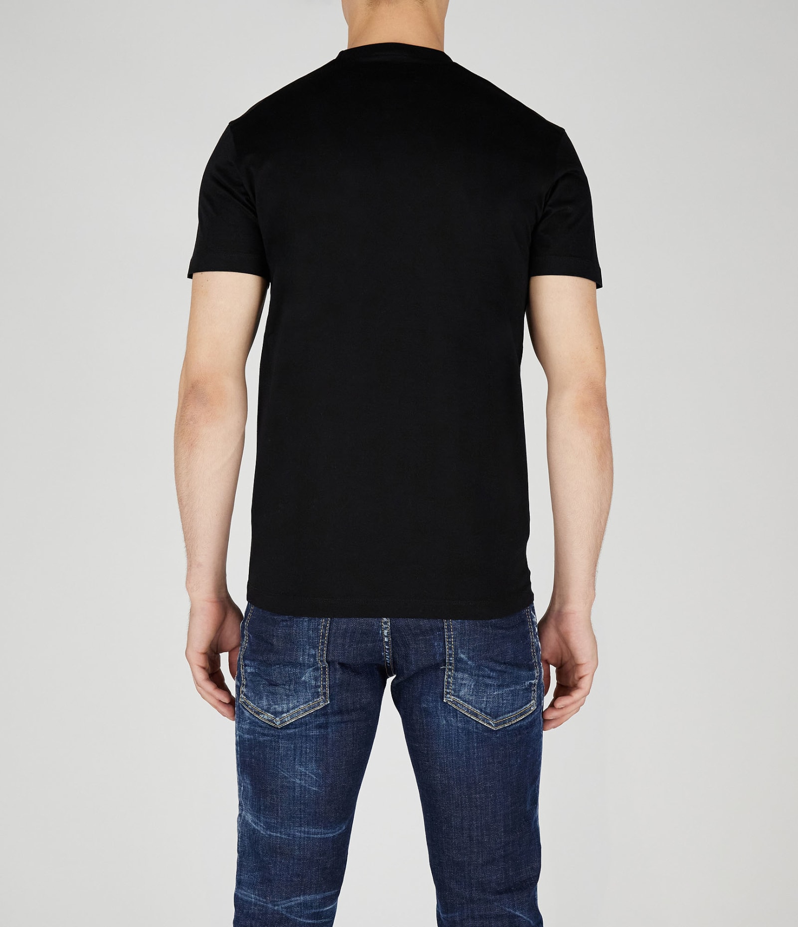 Shop Dsquared2 T-shirts In Black