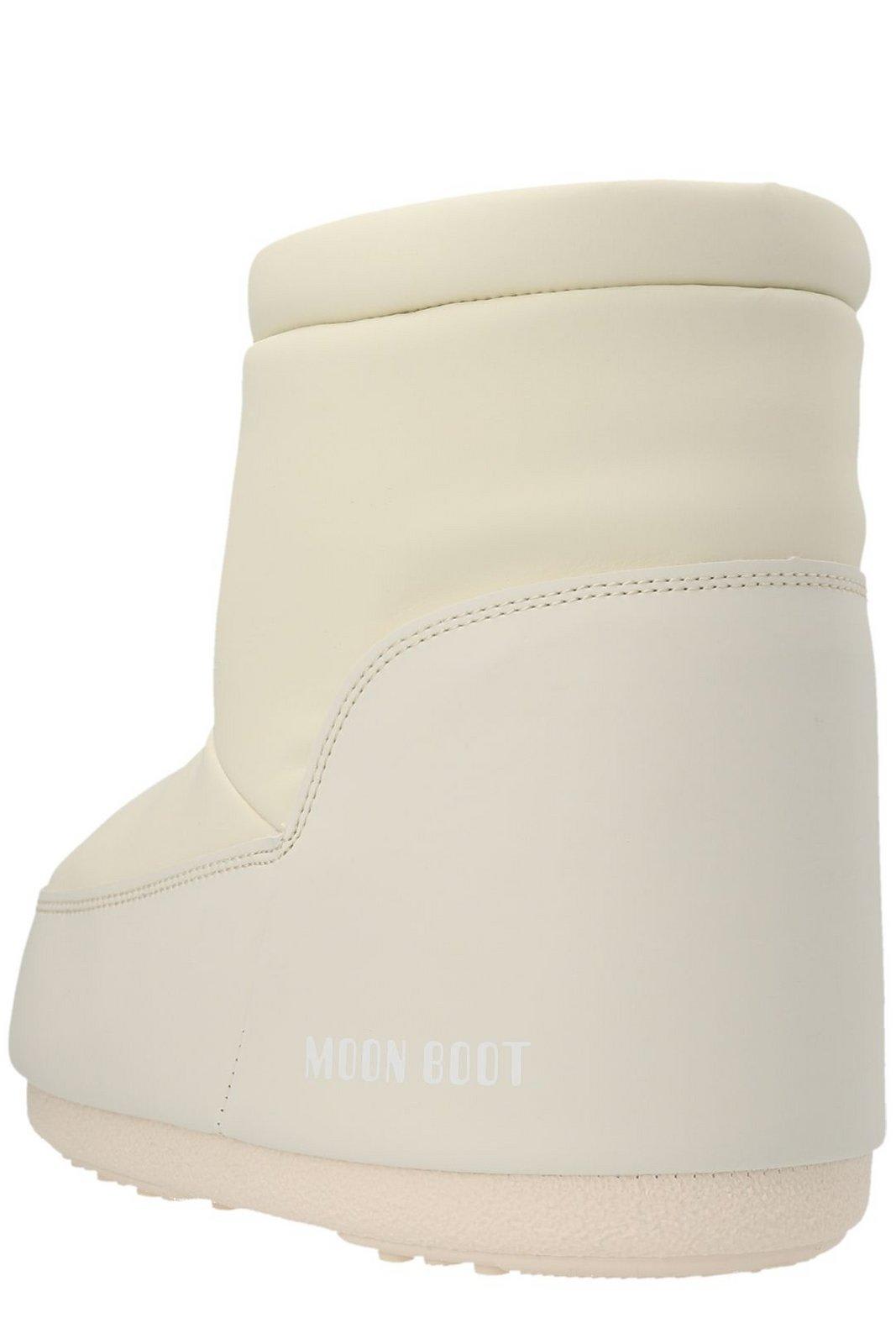Shop Moon Boot Icon Low Logo Printed Boots In Bianco