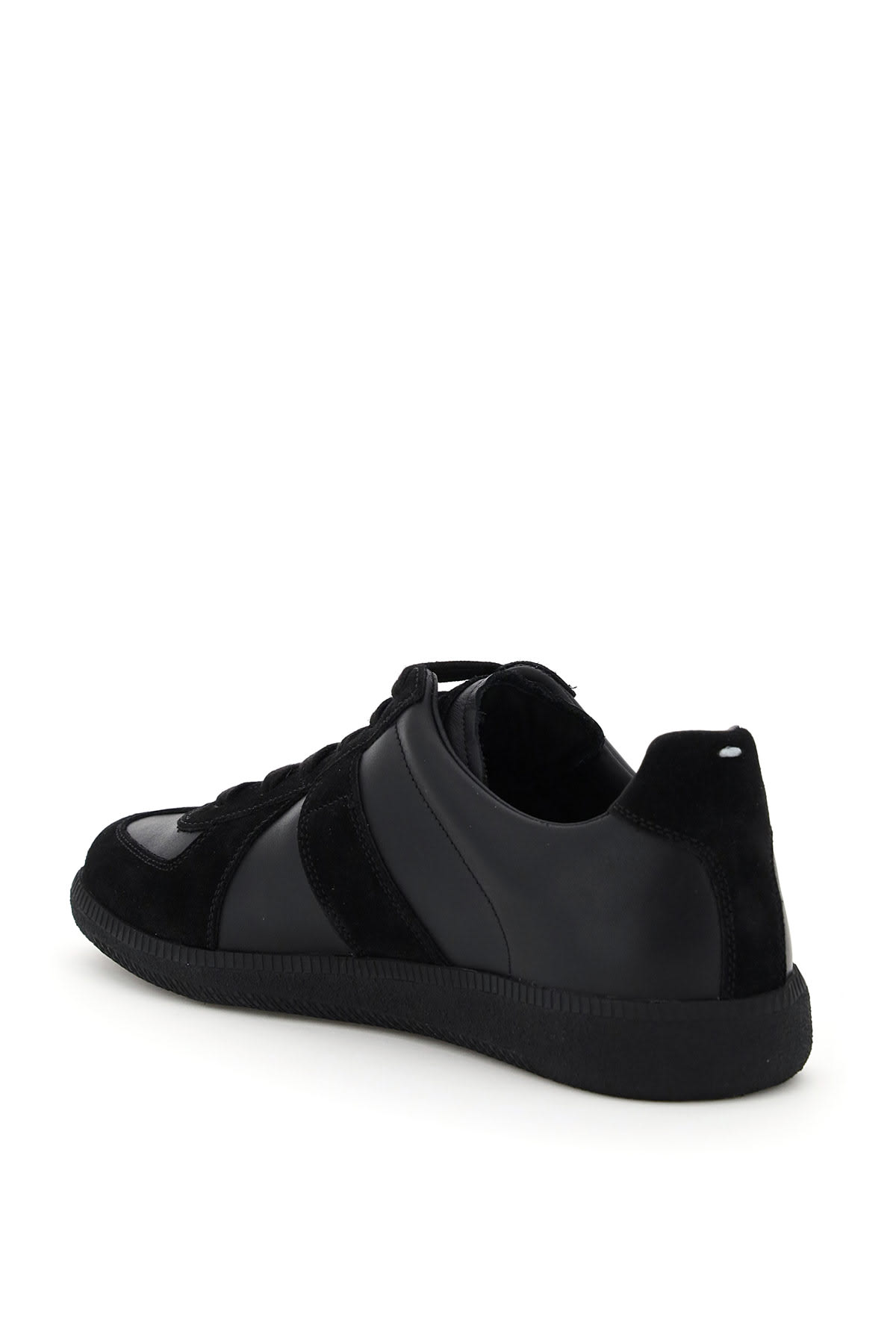 Maison Margiela Replica Low Top Sneakers In 900