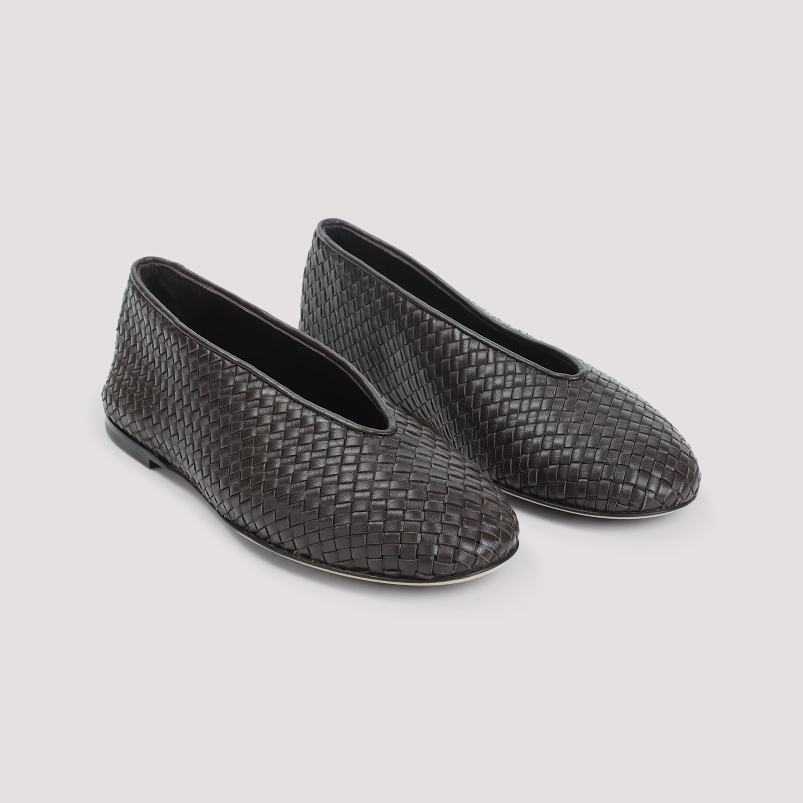 Bottega Veneta Micro Wave Brown Nappa Leather Ballerinas In Gray