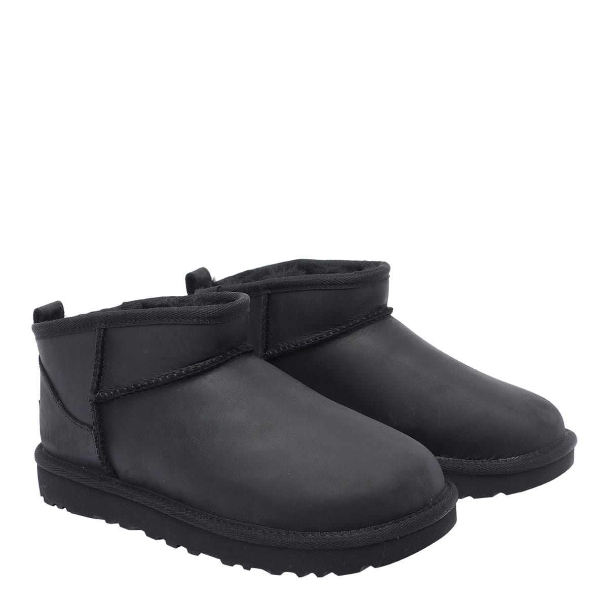 Ugg Stivali Classici Ultra Mini In Pelle In Black