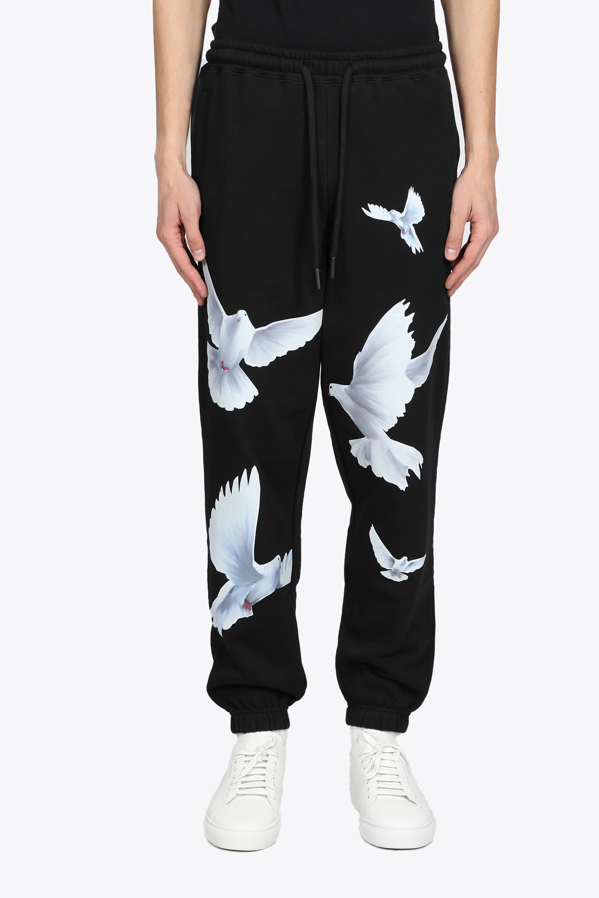 3.Paradis Flying Birds Lounge Pants Black cotton swetpant with flying birds print