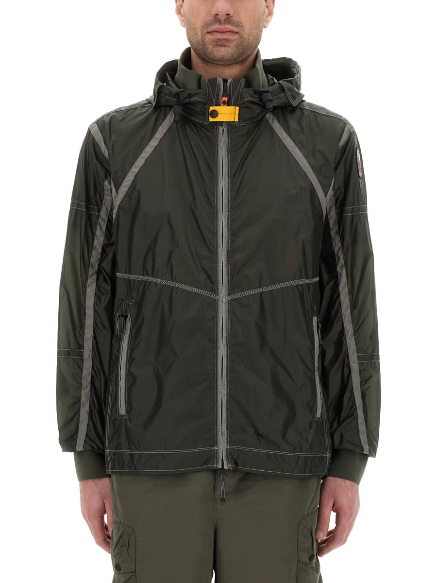 Parajumpers Edge Green Jacket With Logo Patch On The Sleeve And Shoulder Straps On The Back In Tech Fabric Man In Military Green