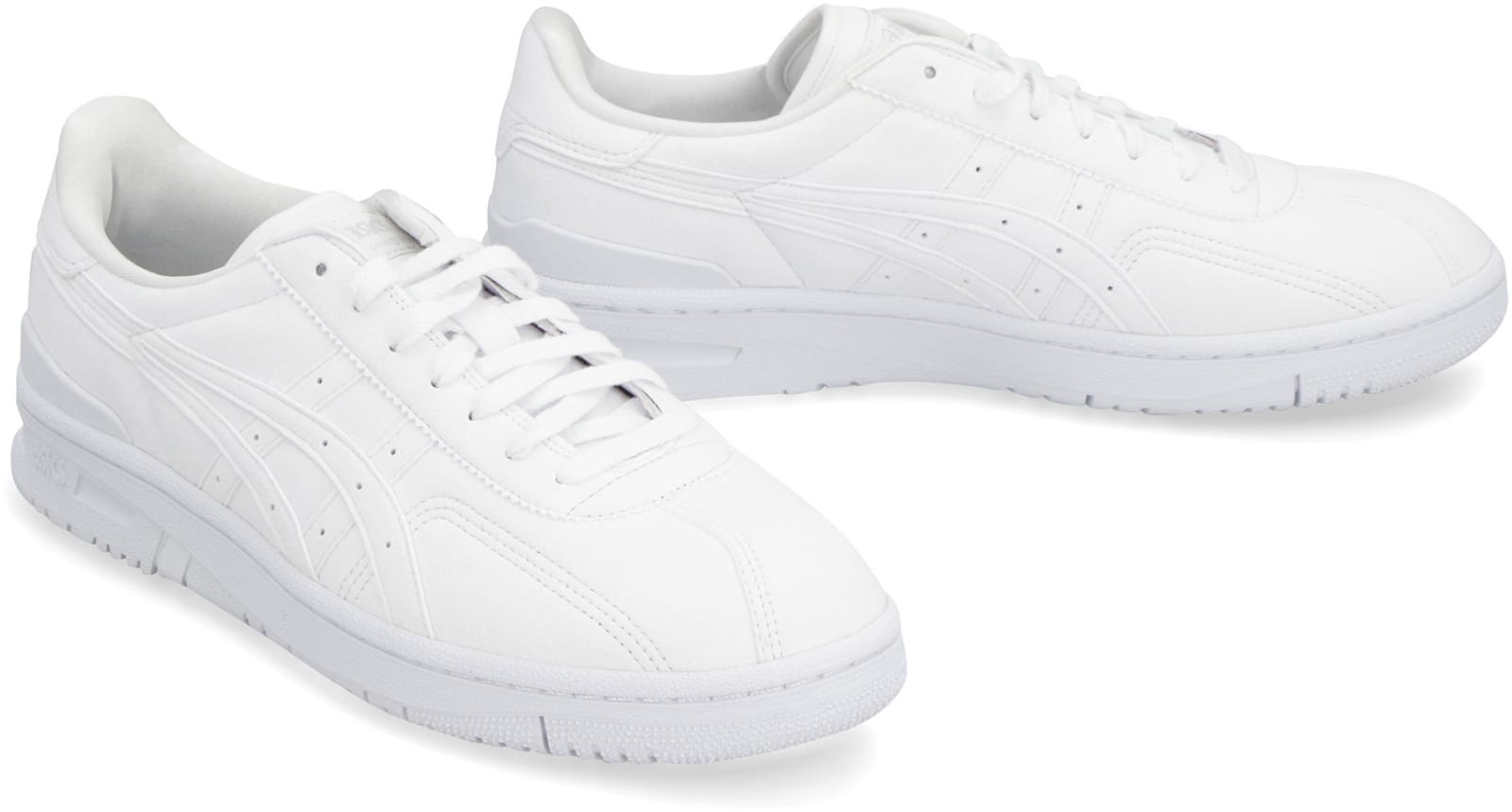Shop Comme Des Garçons Shirt Leather Low-top Sneakers In White