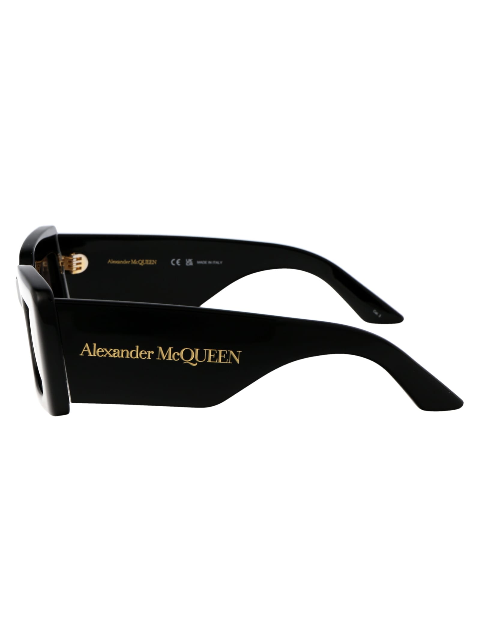 Alexander Mcqueen Mcqueen 50mm Rectangular Sunglasses In Black