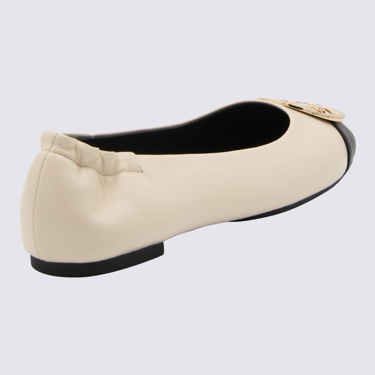 Shop Tory Burch Cream And Black Leather Ballerina Shoes In Beige