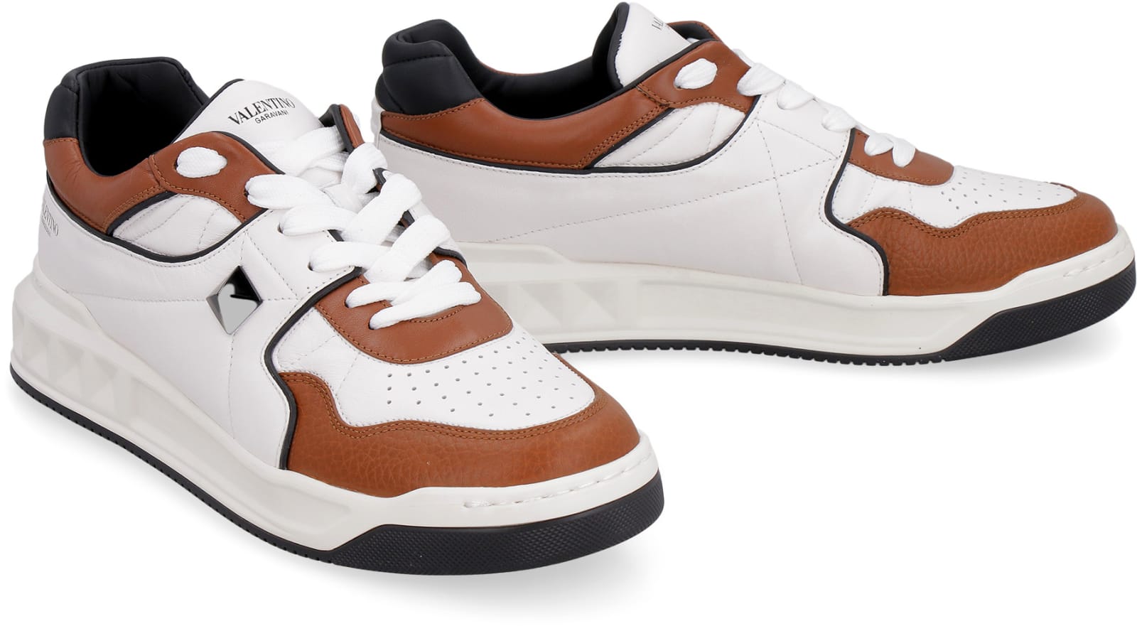 Valentino Roman Stud Low-top Sneakers In White