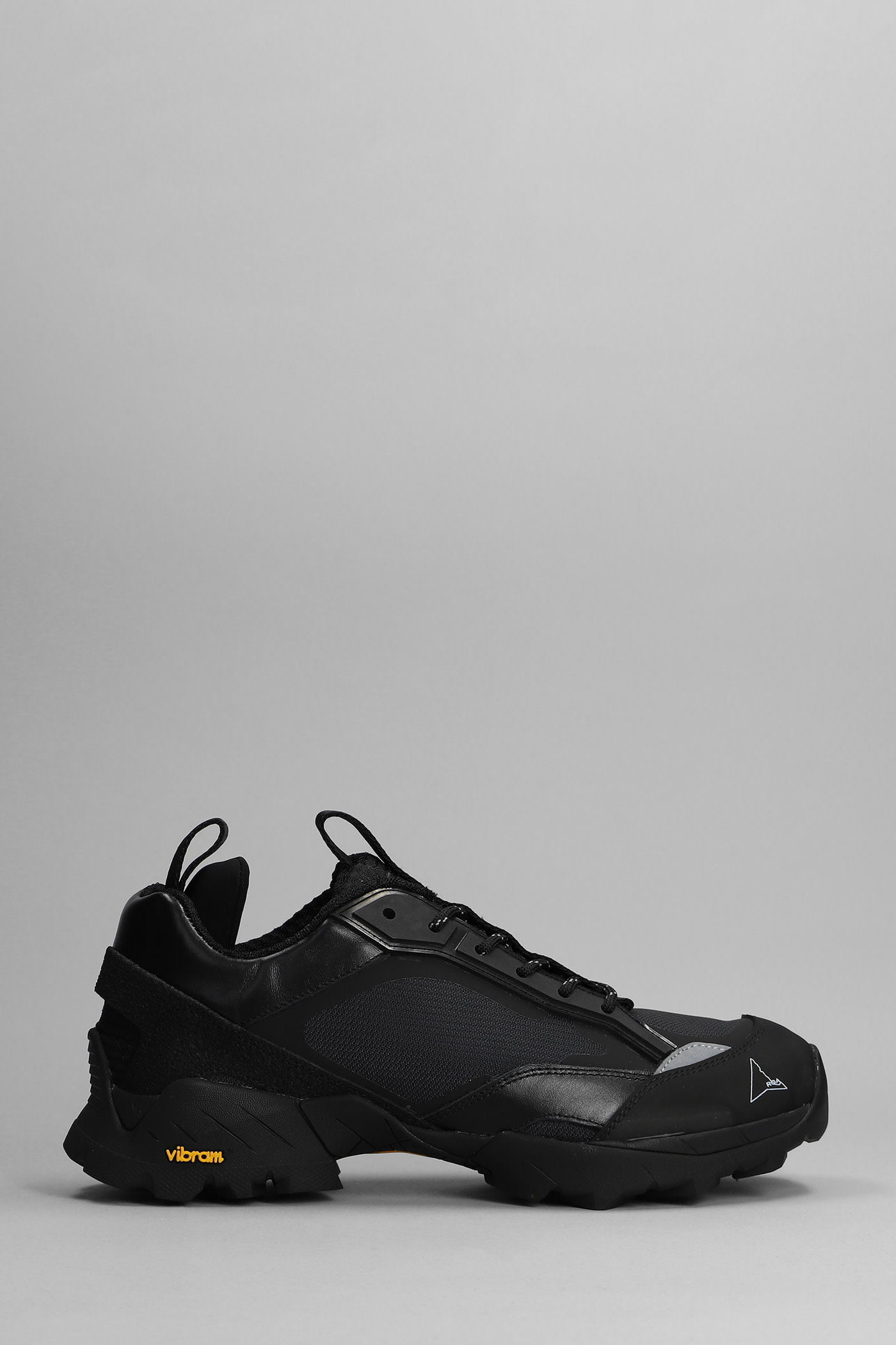 ROA Lhakpa Sneakers In Black Synthetic Fibers