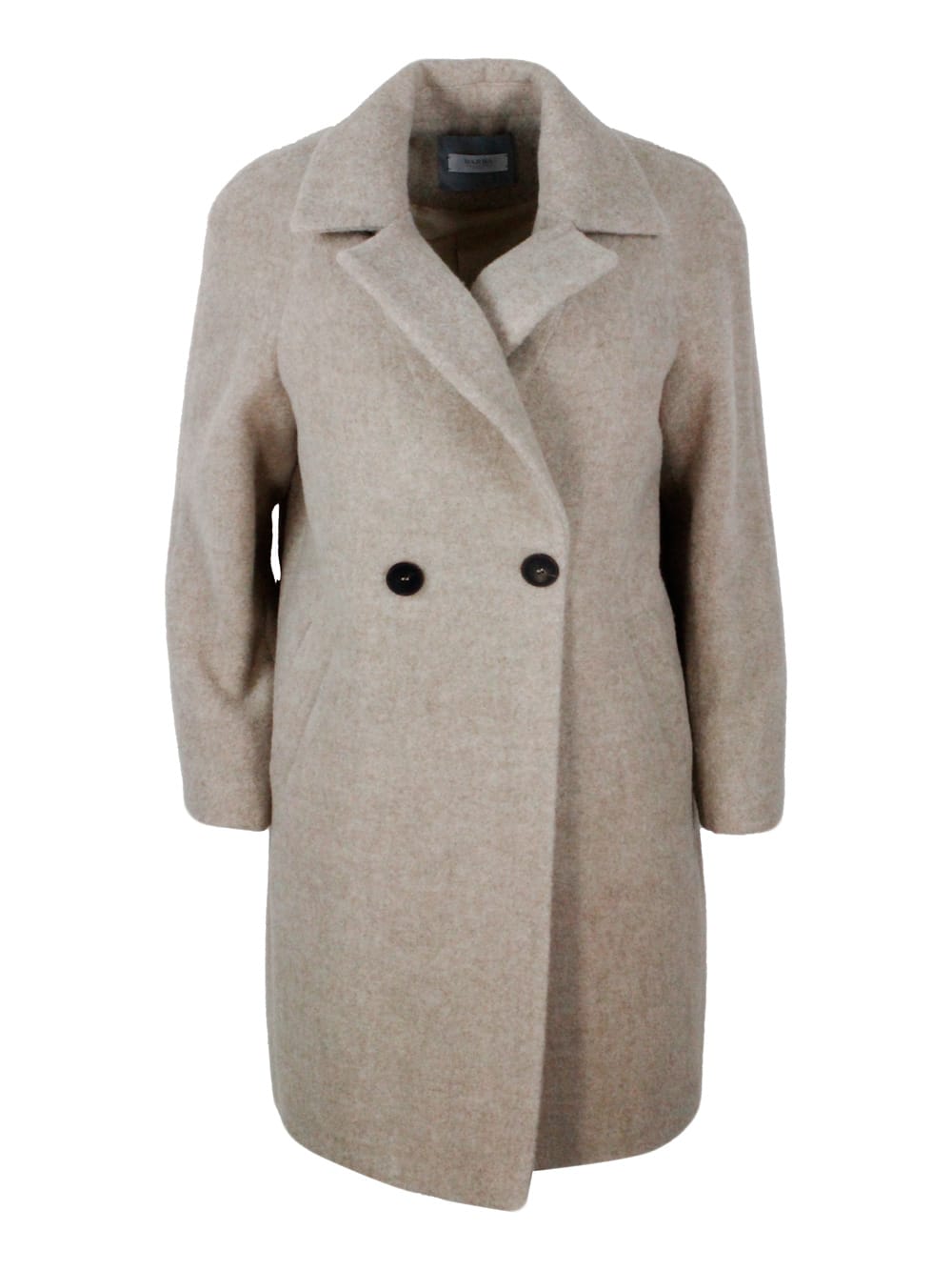 Double-breasted Coat Made Of Soft And Precious Alpaca And Wool With Side Pockets And Button Closure
