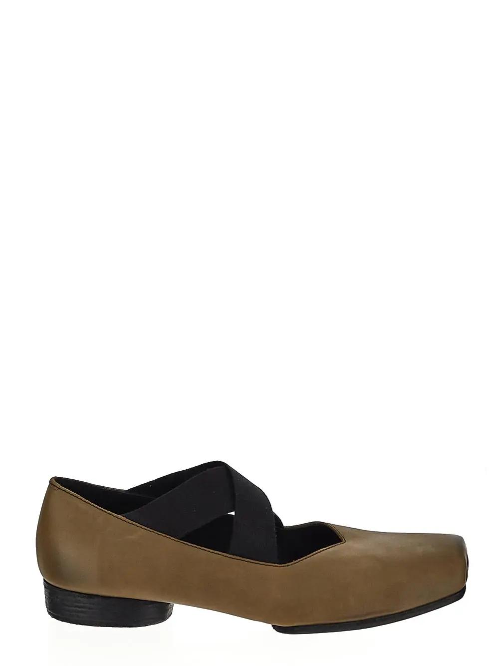 Shop Uma Wang Ballet Shoe In Dark Olive