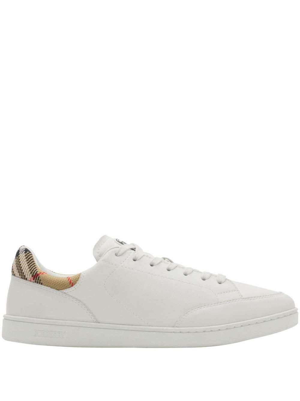 Set sneakers