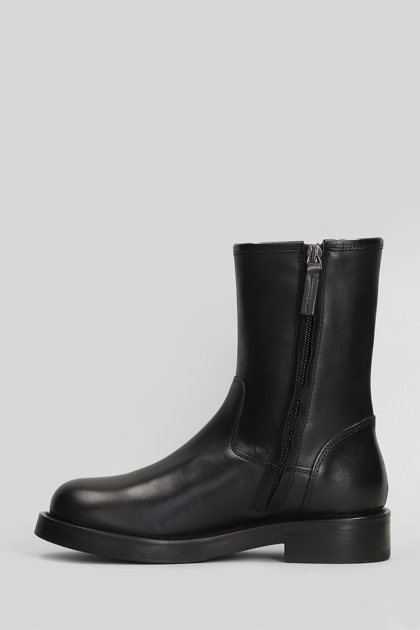 Julie Dee Low Heels Ankle Boots In Black Leather In Black