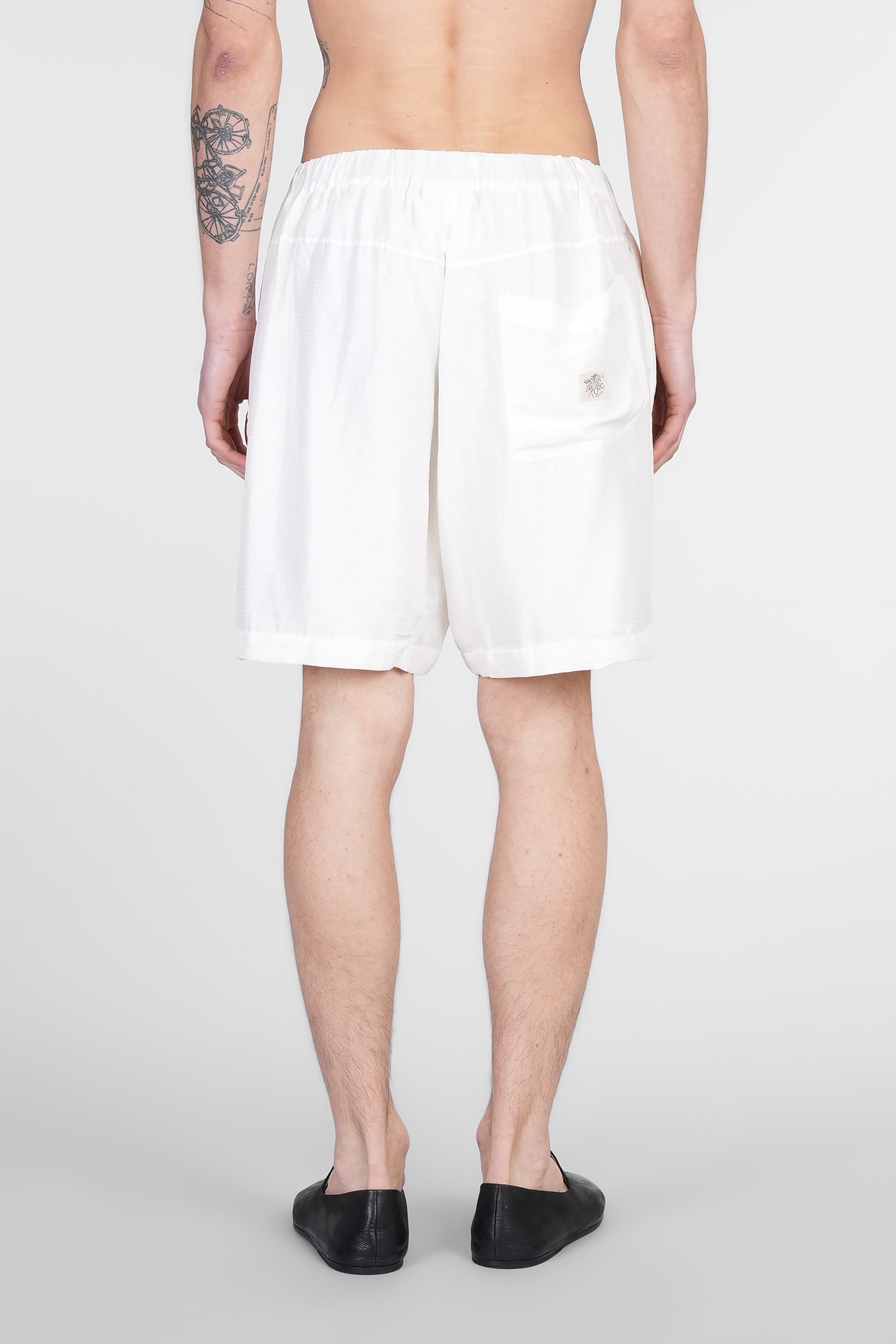 Ranra Jacquard Pattern Shorts In White
