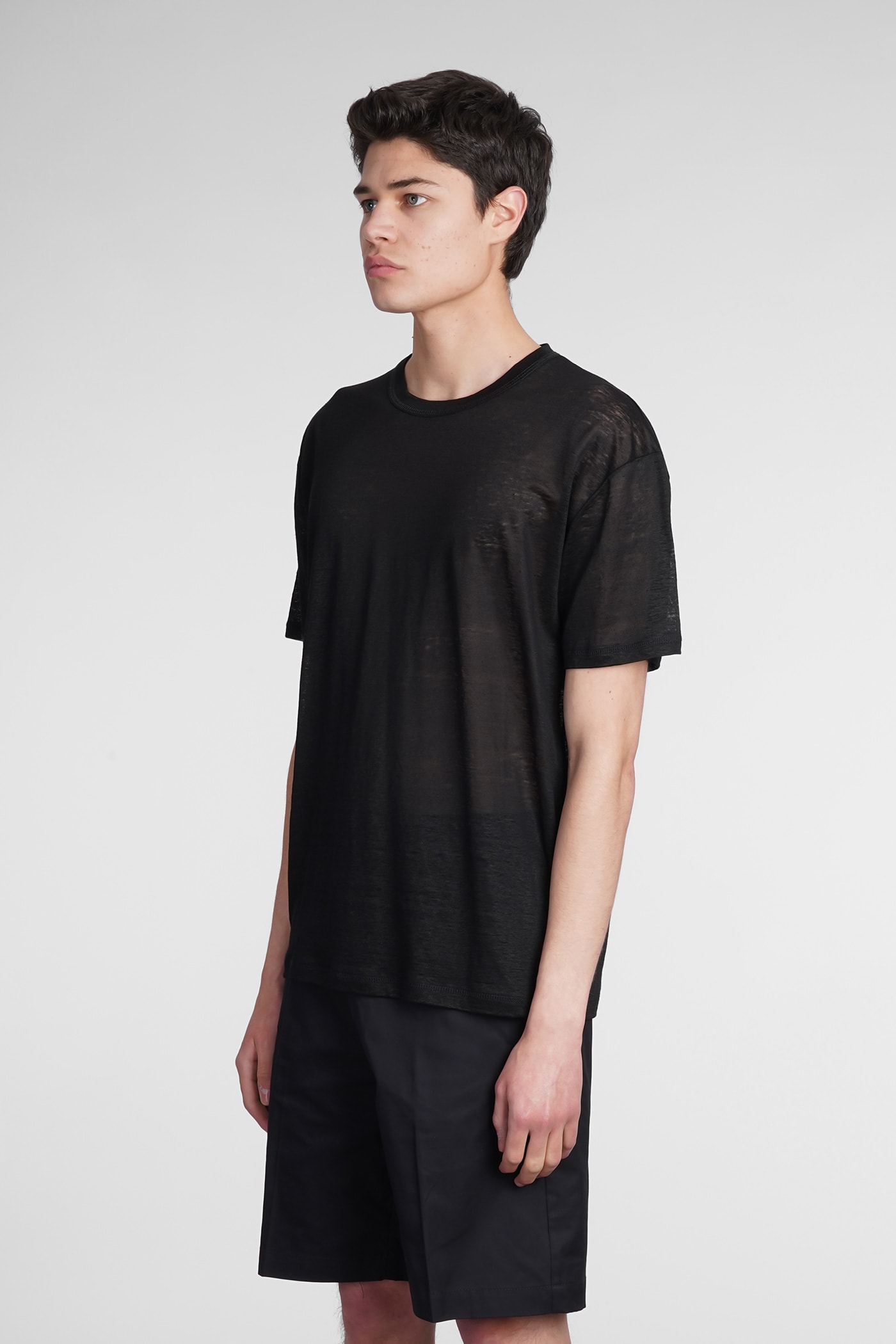 Shop Costumein T-shirt In Black Linen
