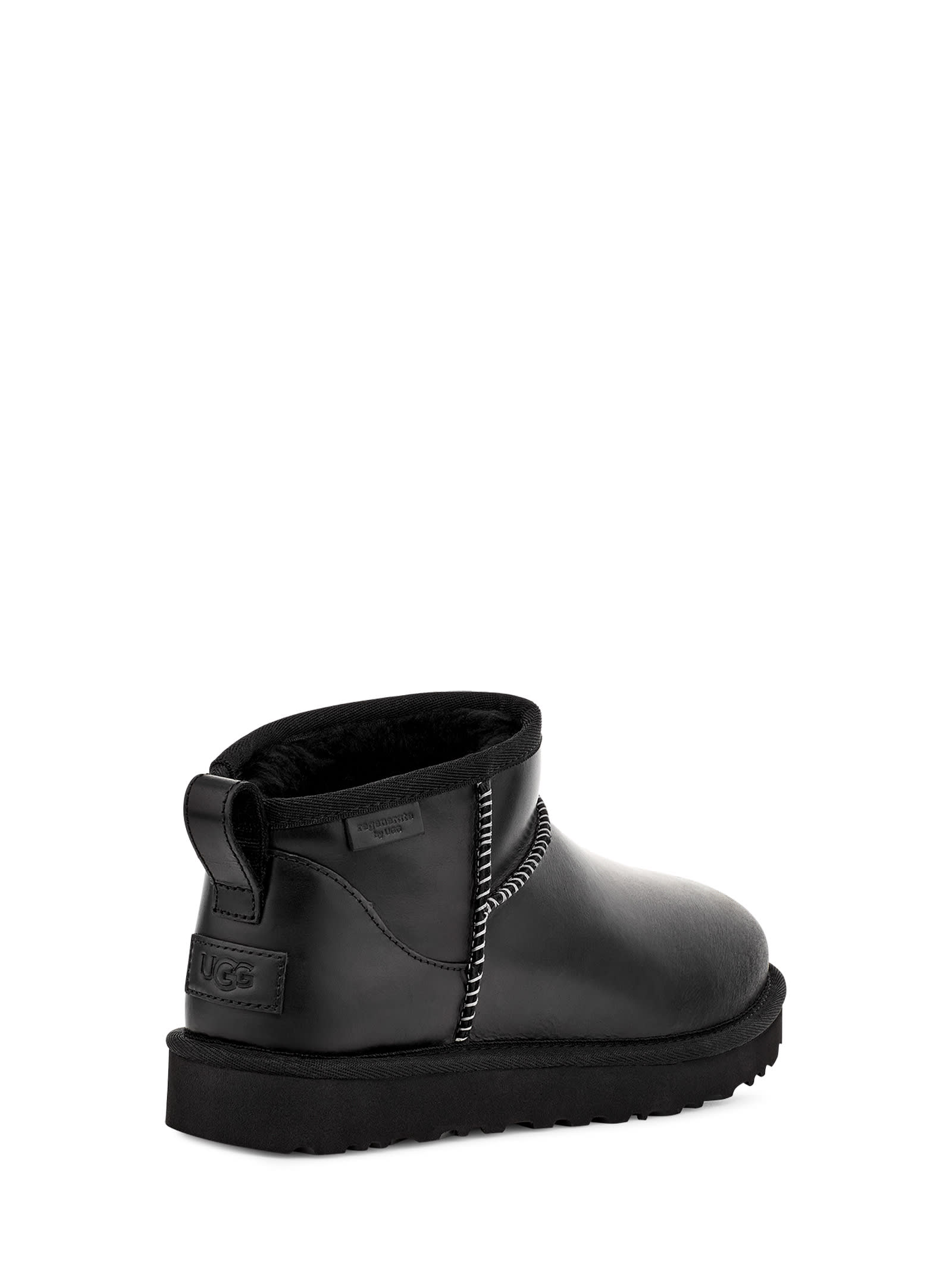 Ugg W Classic Ultra Mini Ankle Boots In Black
