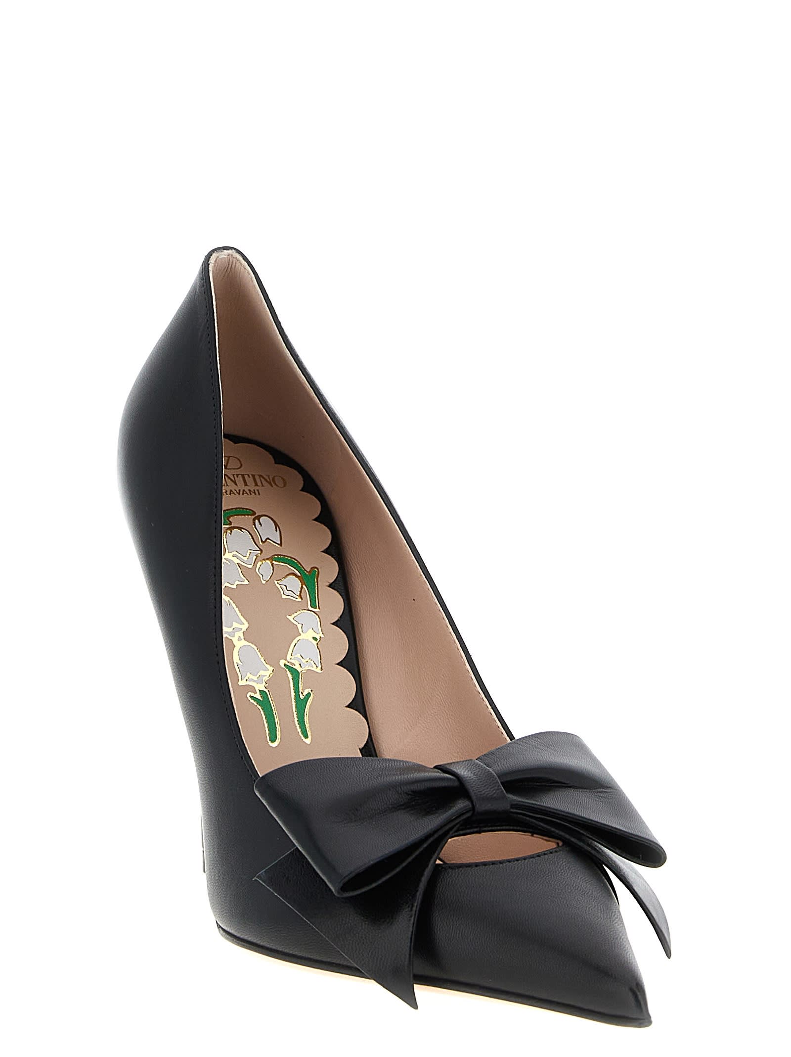 Valentino Garavani Bowow Pumps In Black