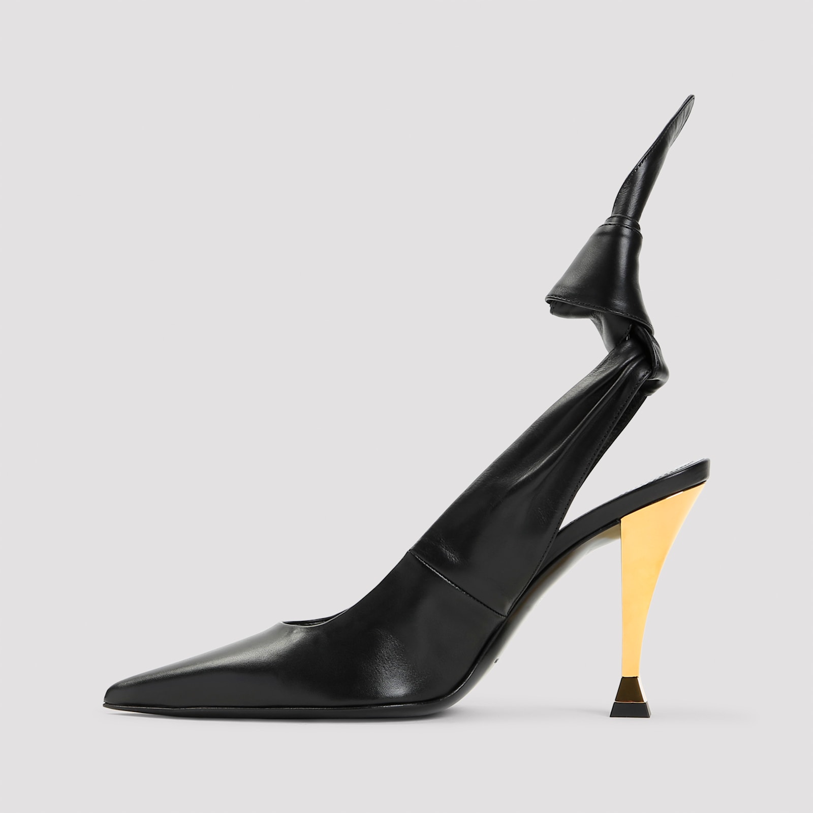 Shop Givenchy Beauw 95mm Slingback In Black Golden