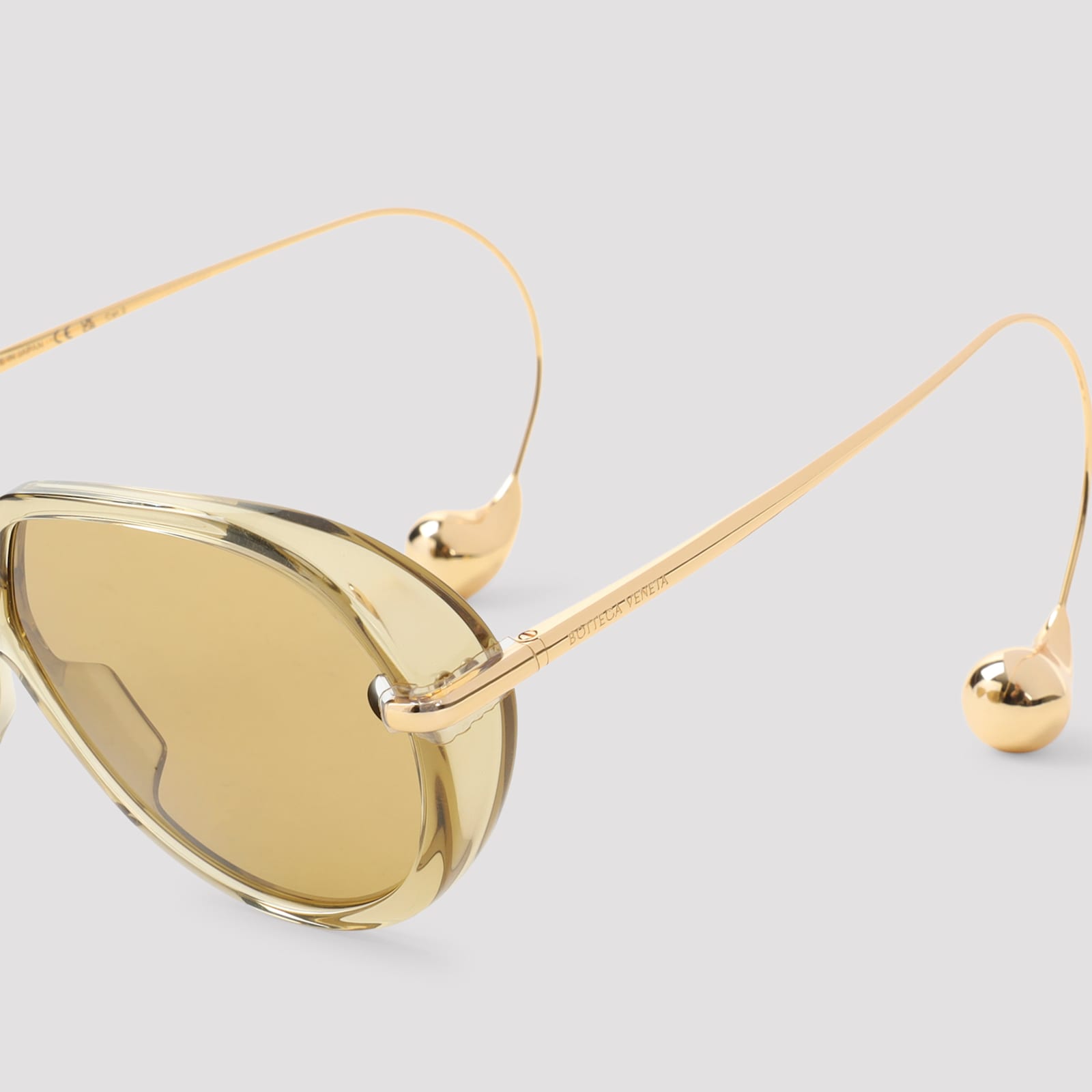 Bottega Veneta Full Frame Sunglasses In Neutral