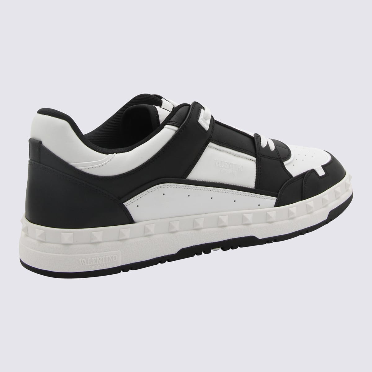 VALENTINO GARAVANI BLACK AND WHITE LEATHER SNEAKERS