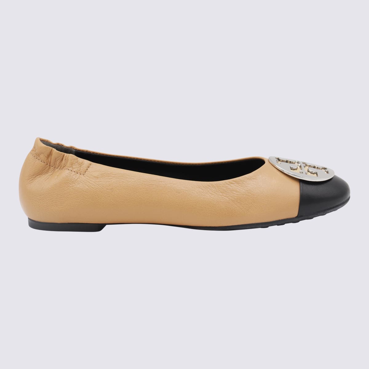 Shop Tory Burch Beige And Black Leather Flats In Ginger Bread/black