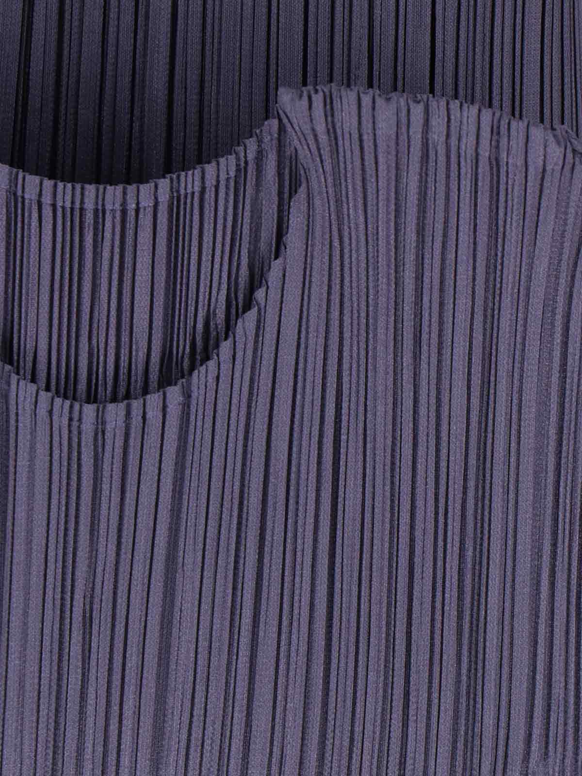 Issey Miyake Pleated T-shirt In Blue