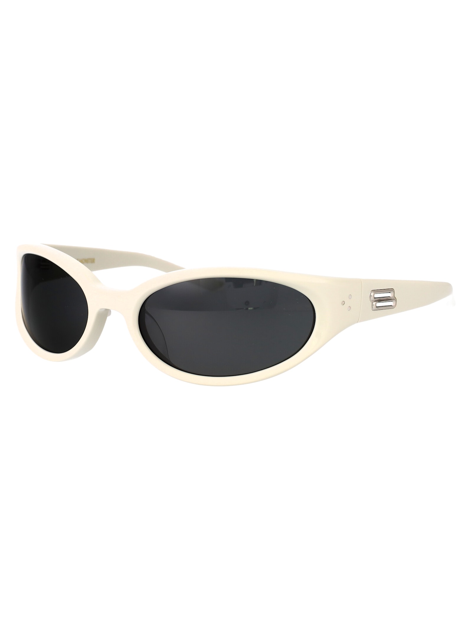 Shop Gentle Monster Young Sunglasses In G12 Grey