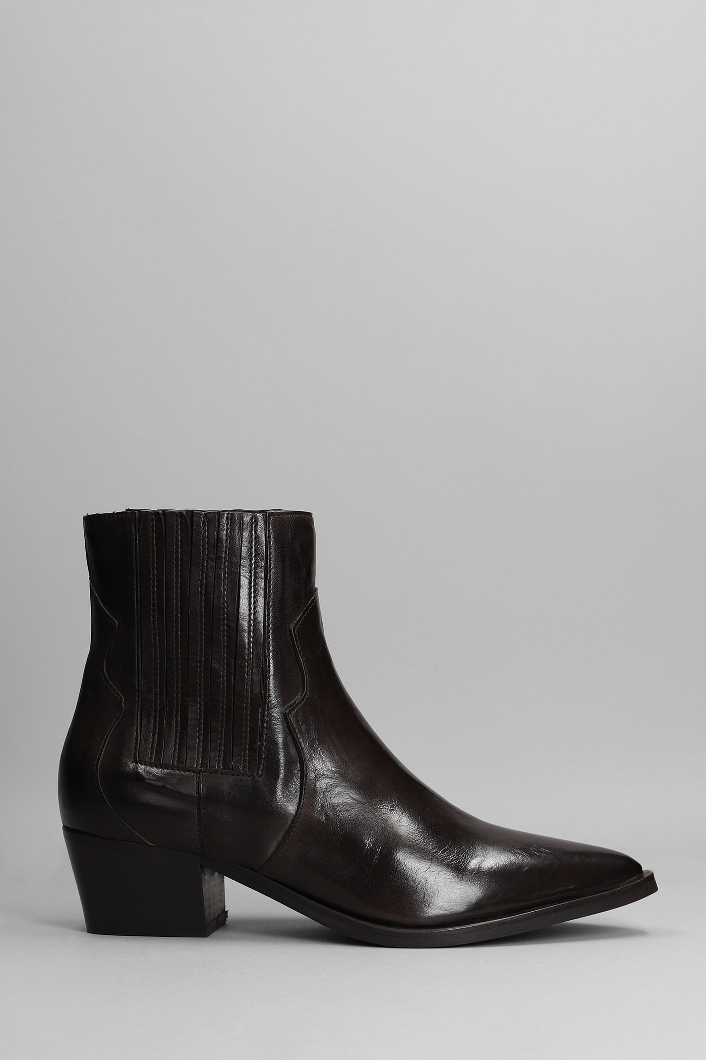 Julie Dee Texan Ankle Boots In Dark Brown Leather