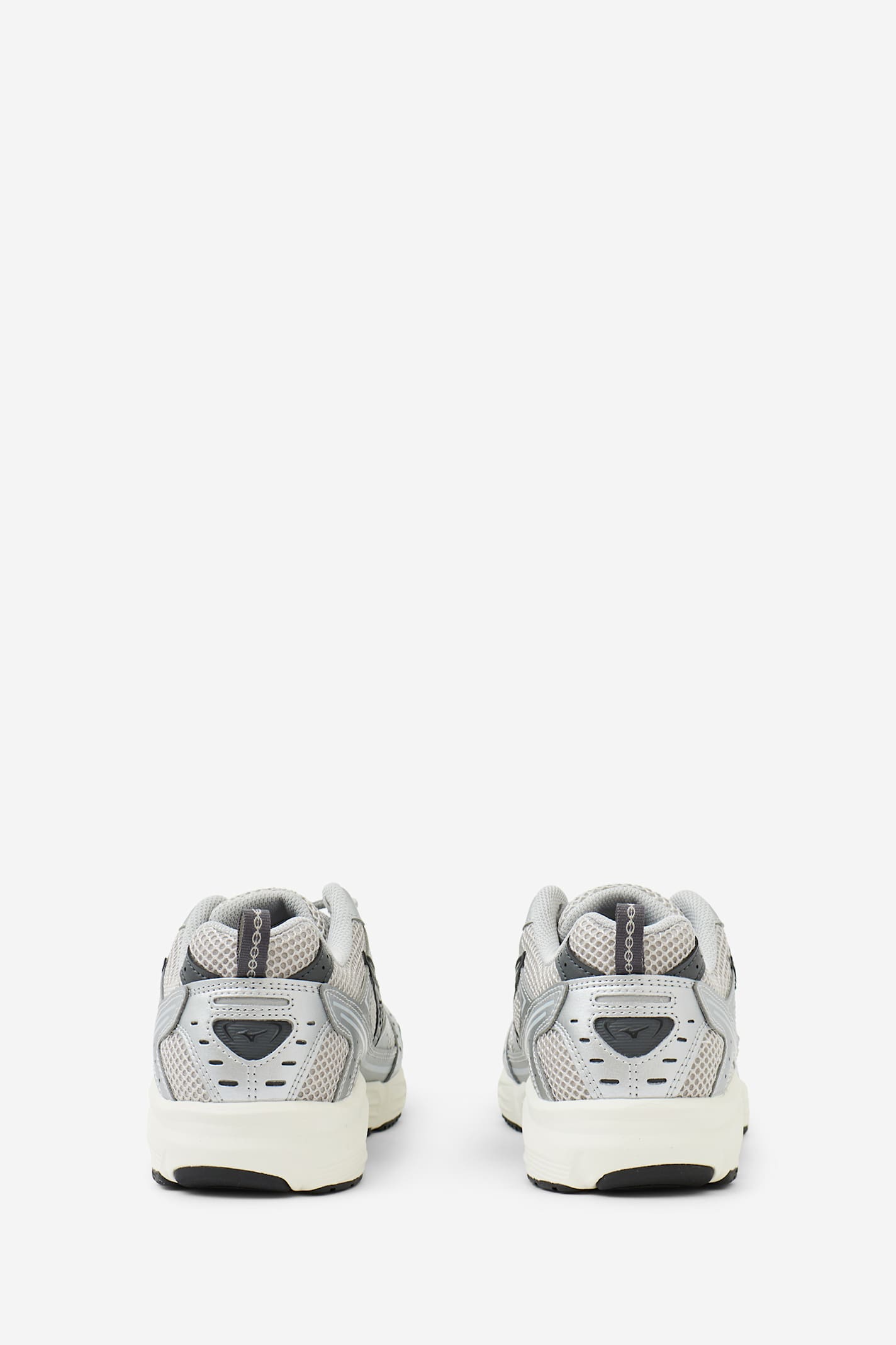 Mizuno Mxr Sneakers In White