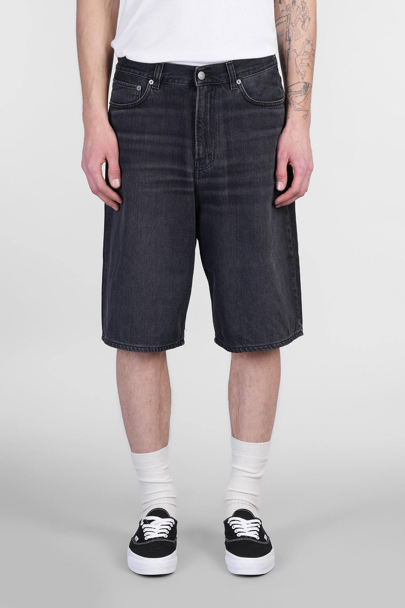 Jo Shorts In Black Denim