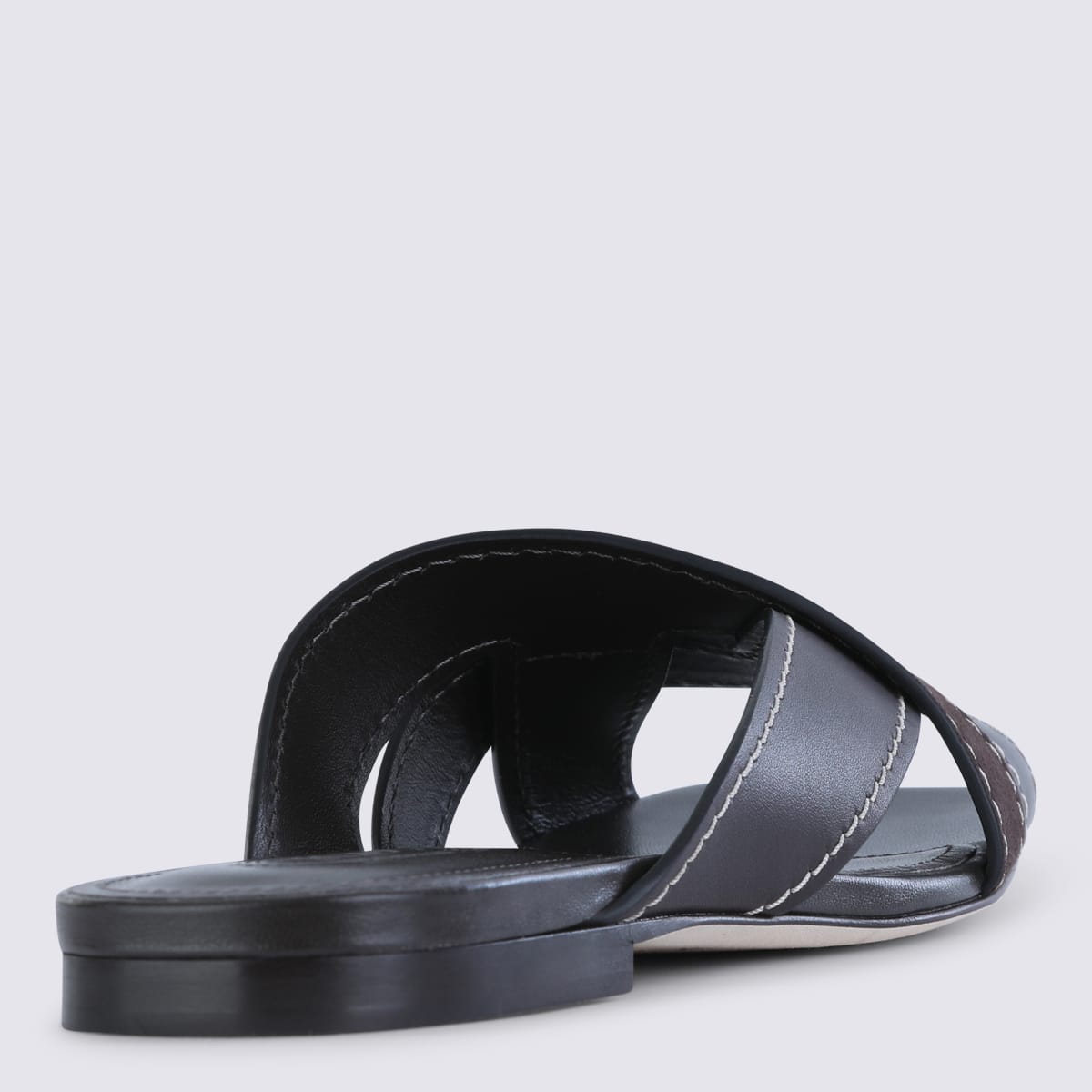 Tod's Flat Leather Sandals With Crossed Straps Shoes In Brown