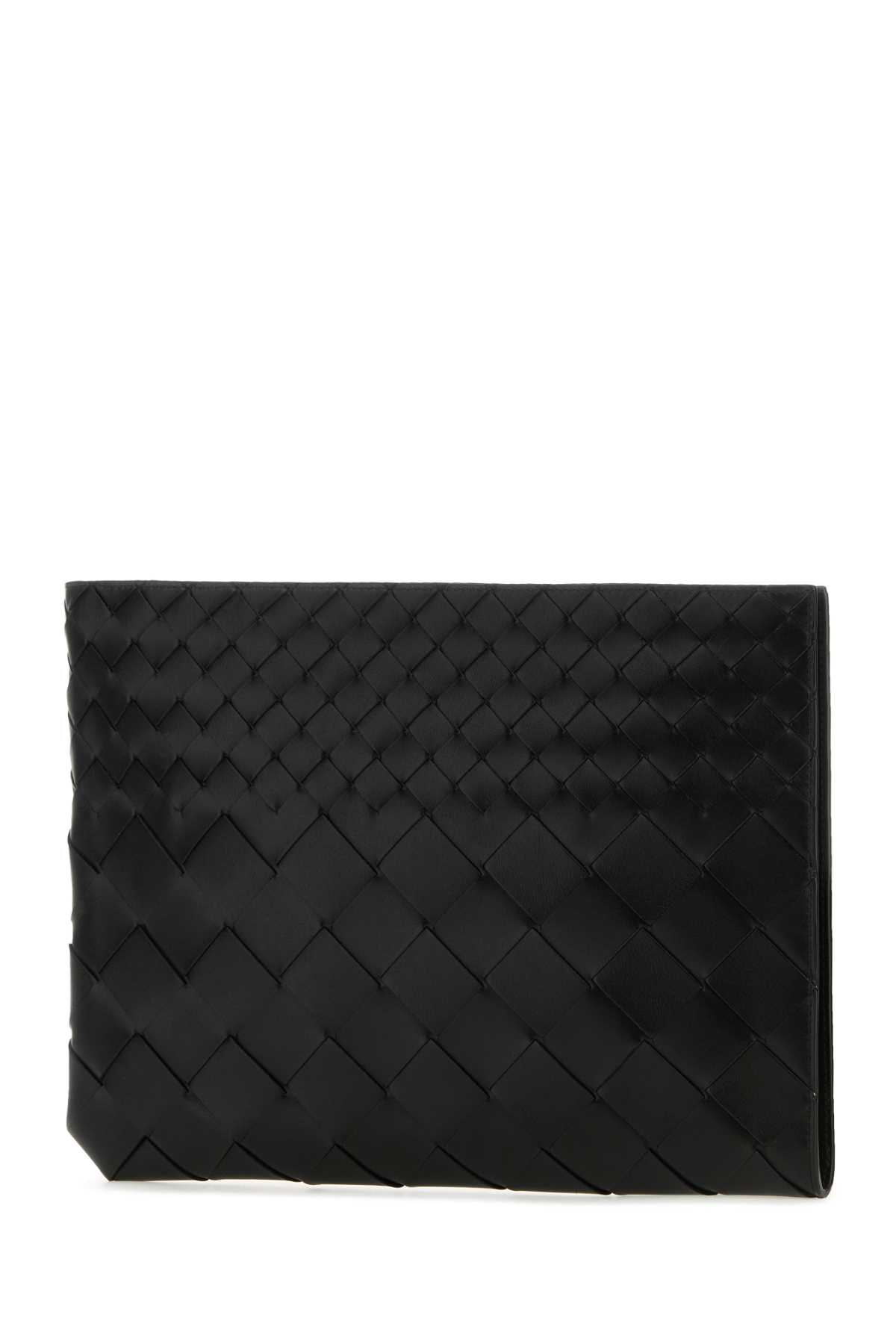 Bottega Veneta Black Leather Intrecciato Pouch In Blk