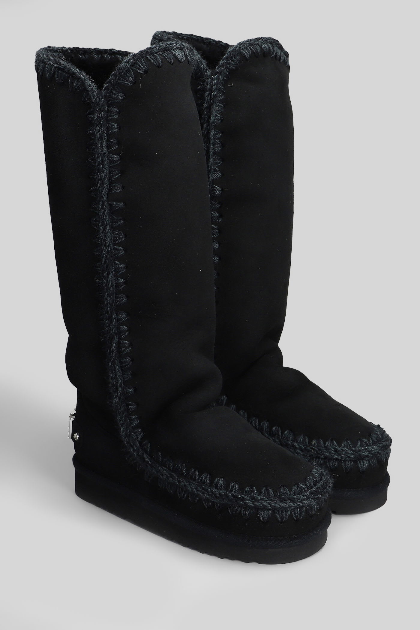 Mou Eskimo 40 Low Heels Boots In Black Suede In Black