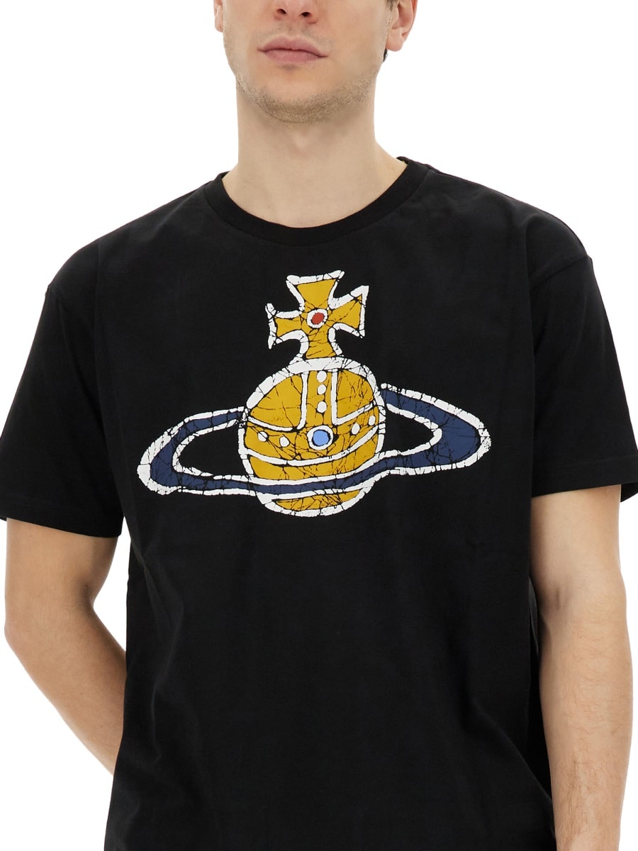 Shop Vivienne Westwood T-shirt With Logo In Black