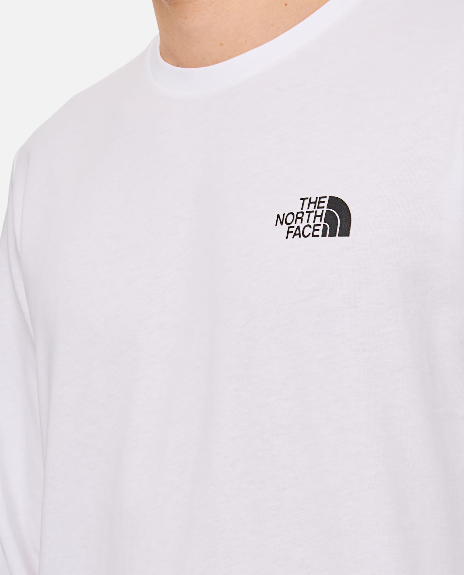 THE NORTH FACE LONG SLEEVED T-SHIRT