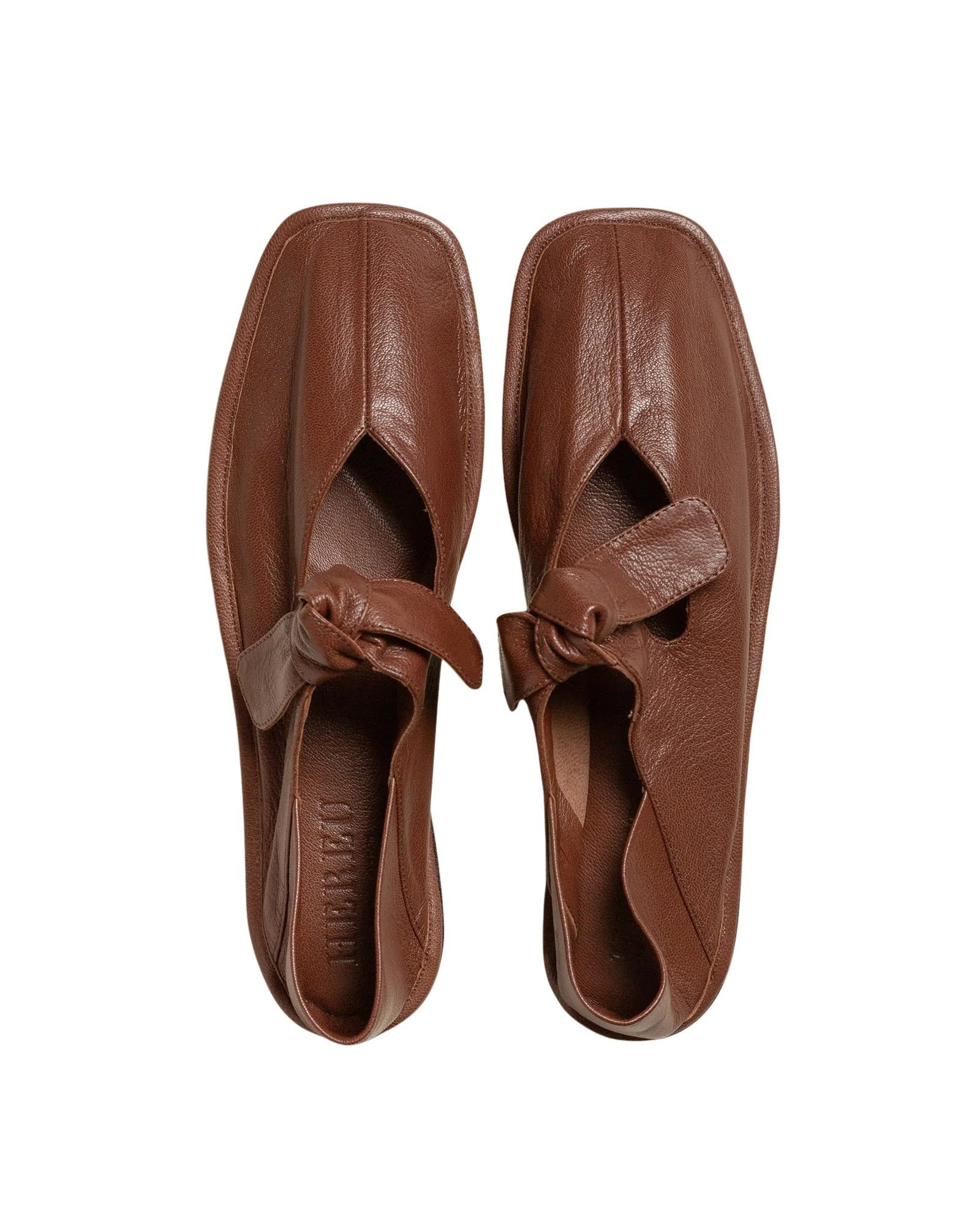 Hereu Llasada Supple Shiny In Brown