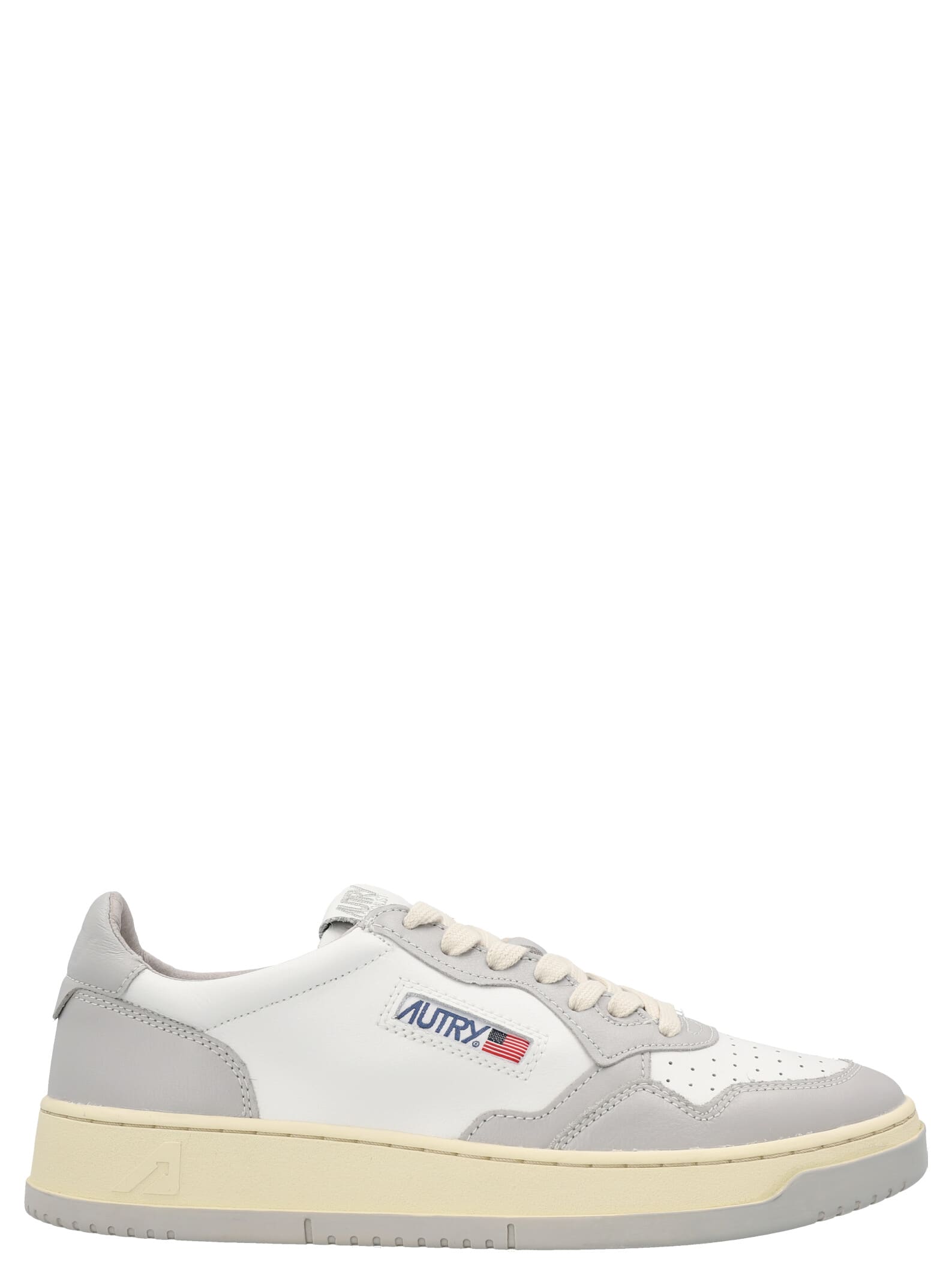 Shop Autry 01 Sneakers In Grigio