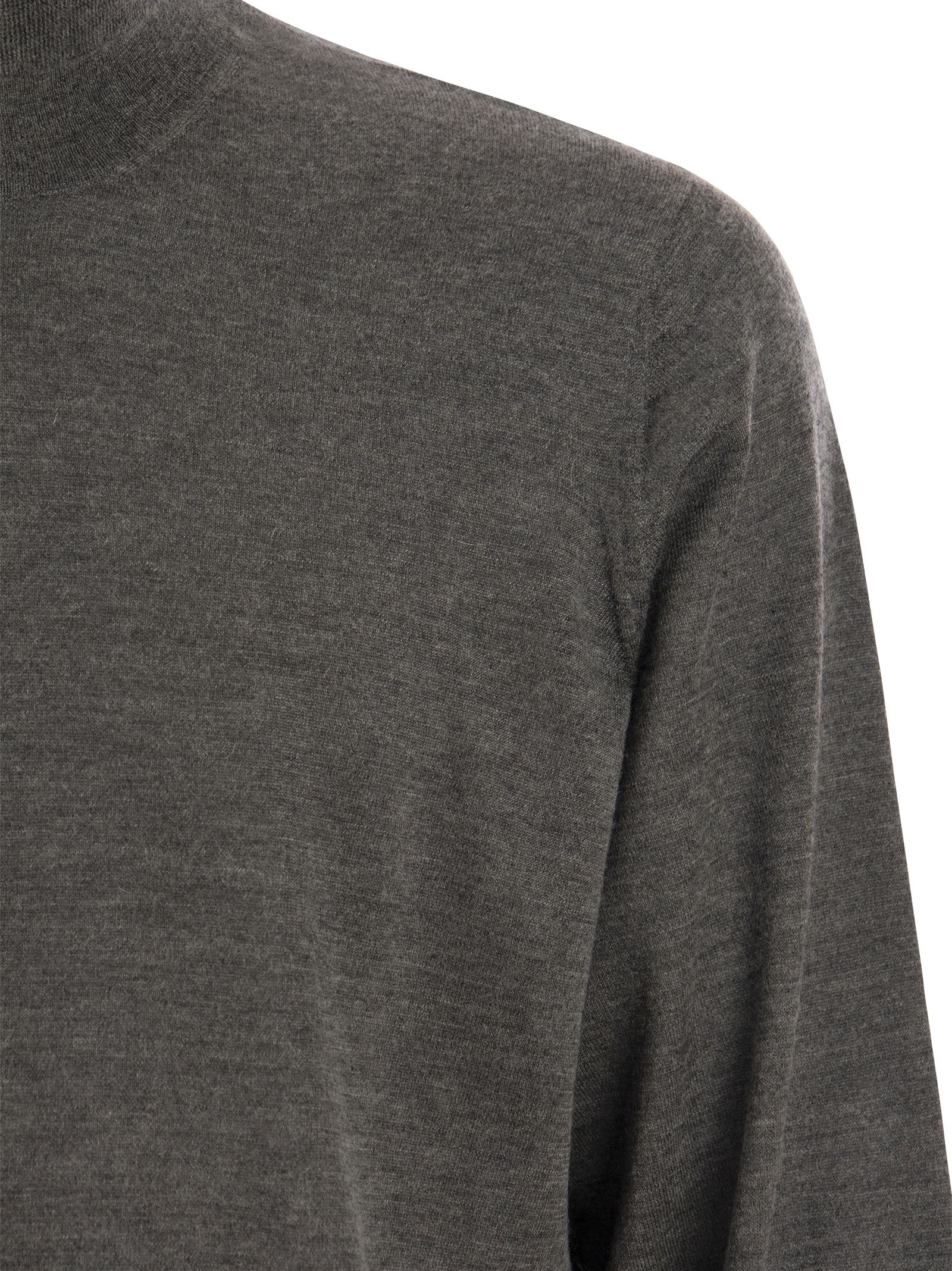 Brunello Cucinelli Lightweight Turtleneck Sweater In Cashmere And Silk In Gray