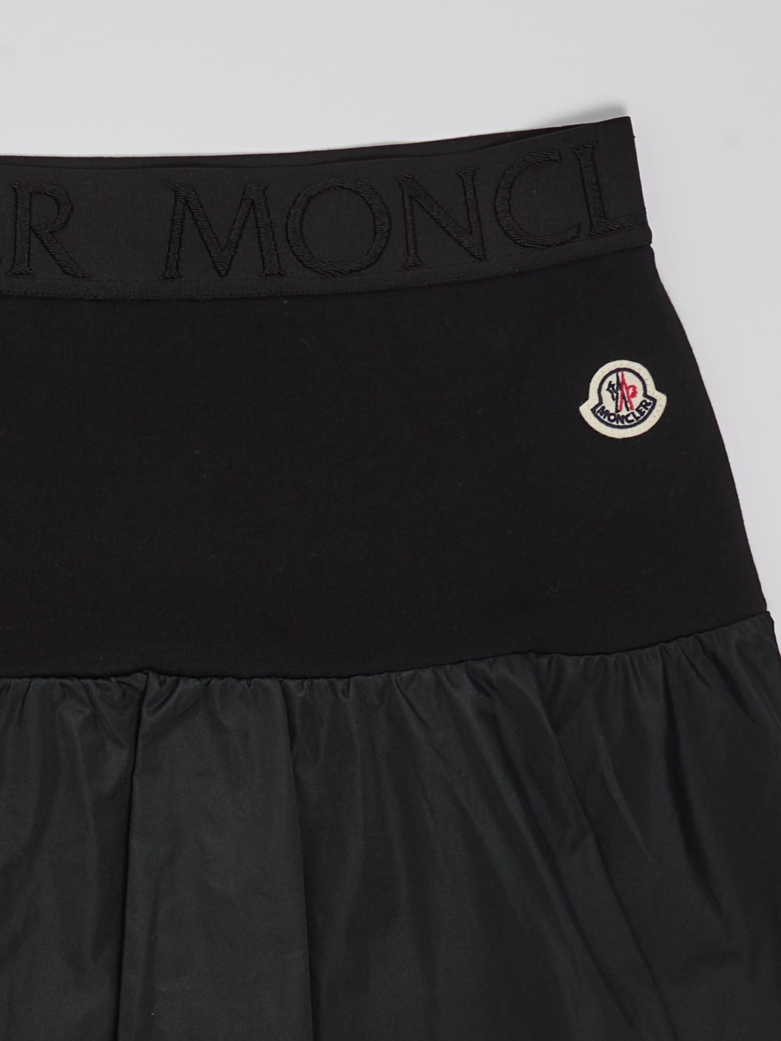Shop Moncler Skirt Skirt In Nero