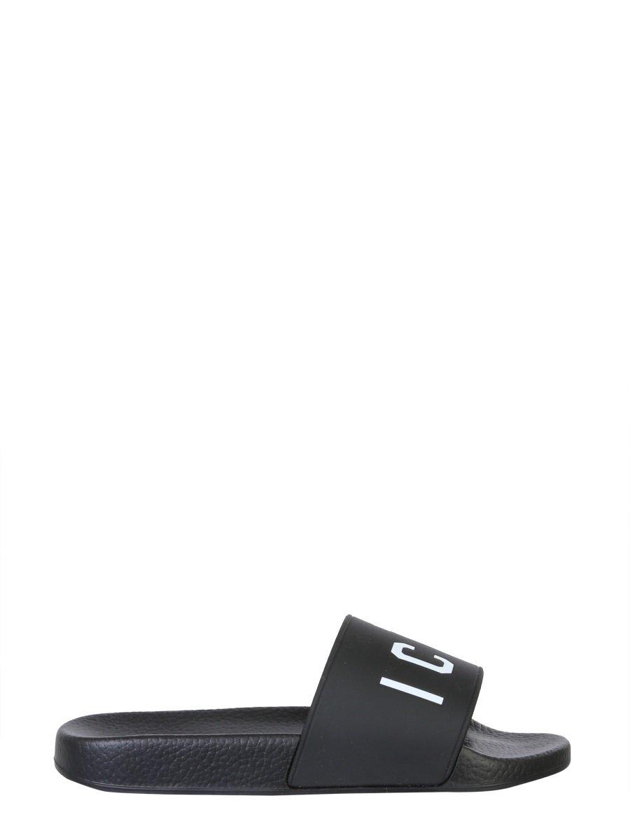 Shop Dsquared2 Icon Logo Print Slides In Nero/bianco