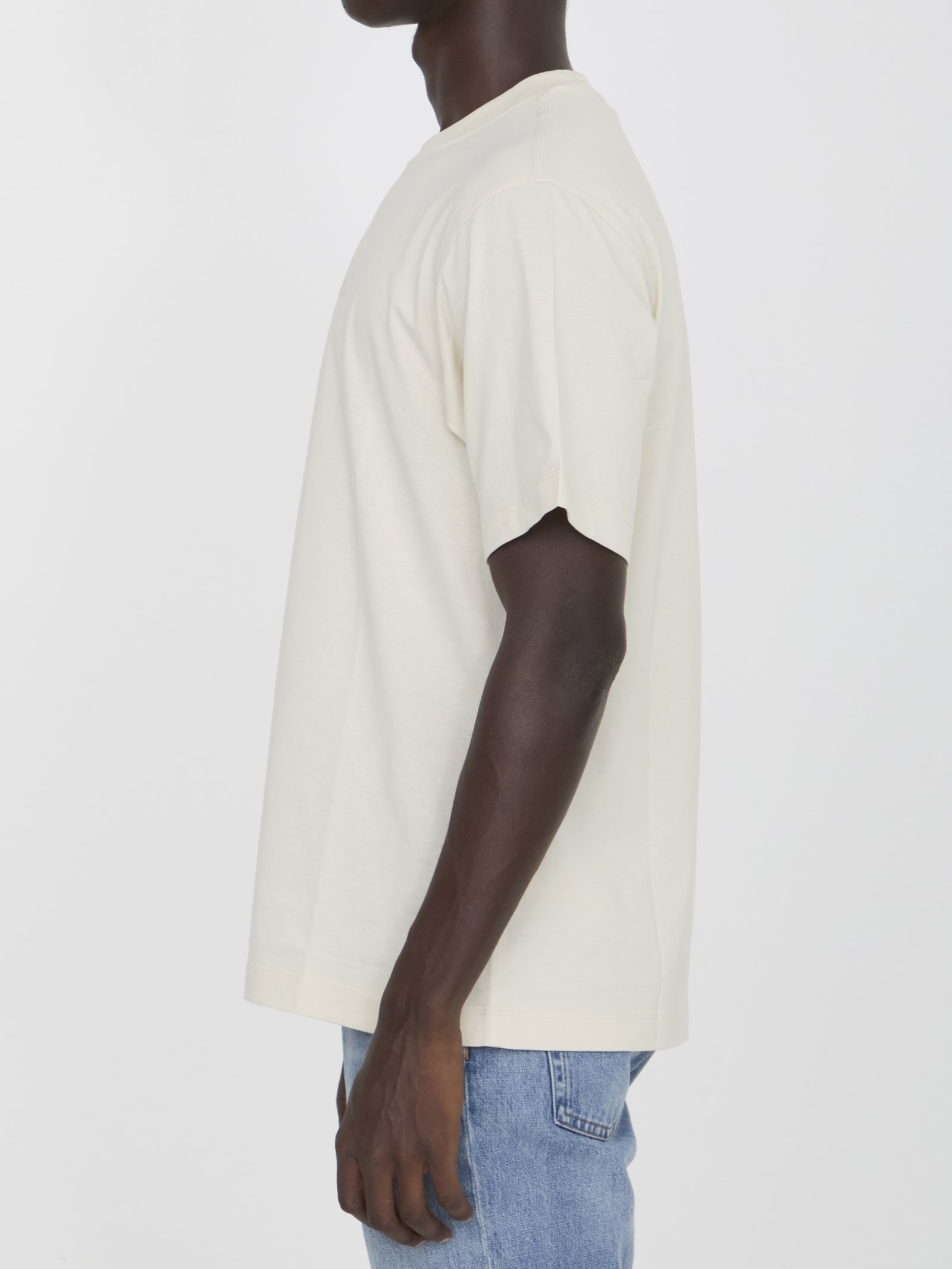 Shop Burberry Paisley Logo T-shirt In Cream