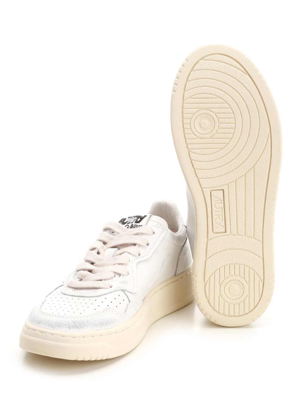 Autry Medalist Super Vintage Sneakers In White
