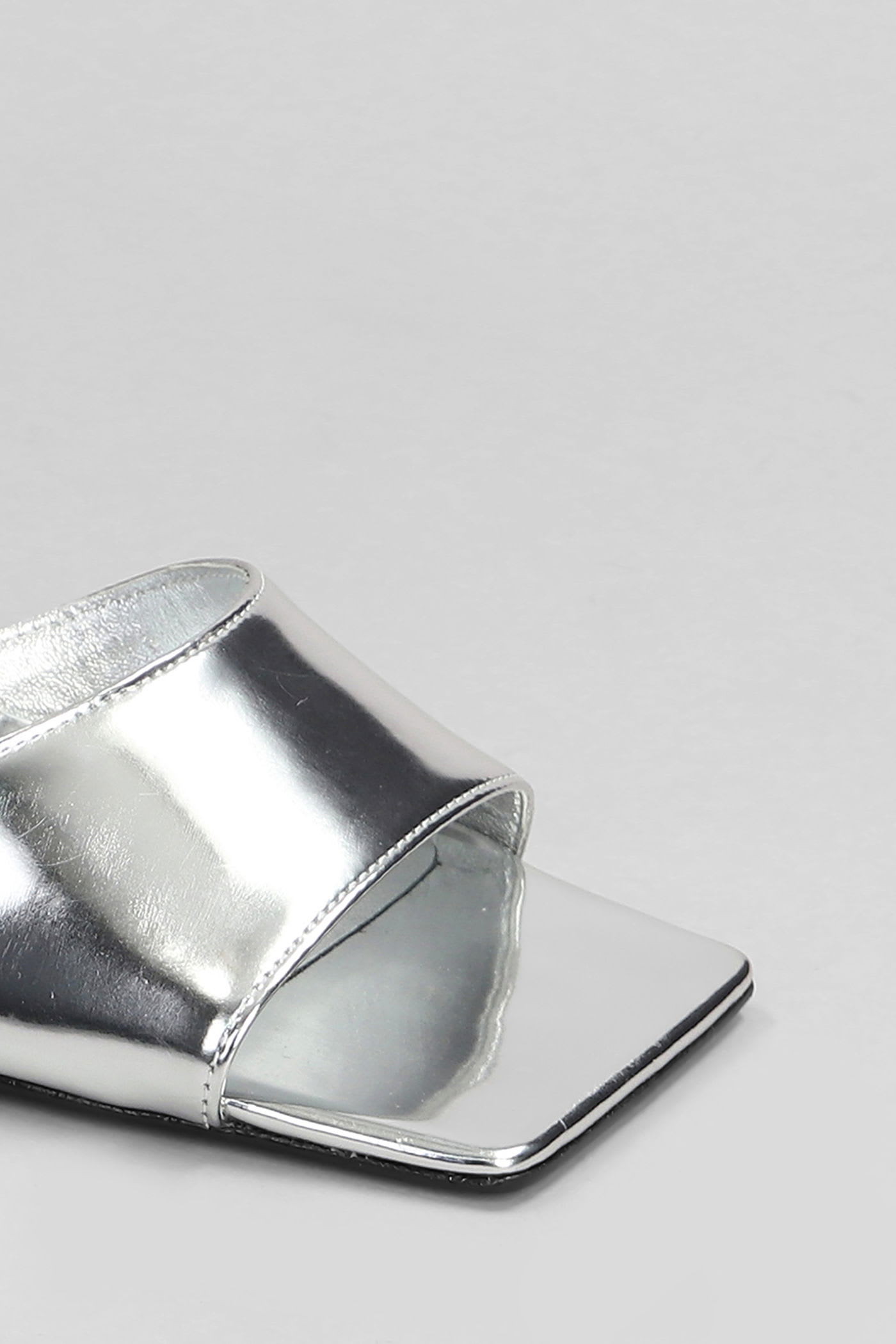 Shop Schutz Abbie Sculpt Slipper-mule In Silver Leather