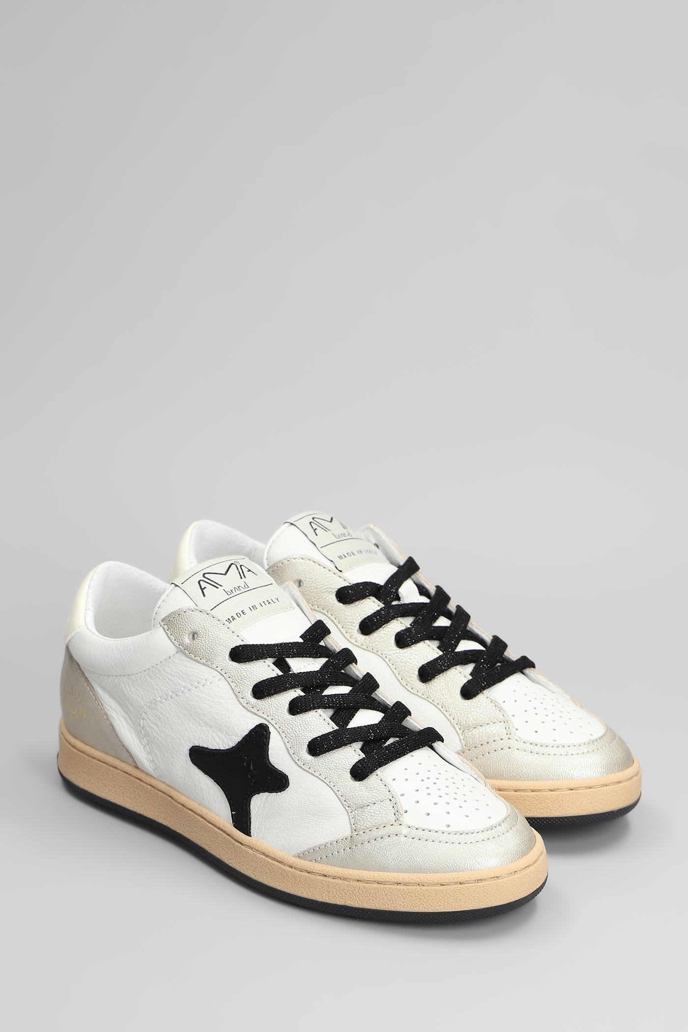 Ama Brand Sneakers In White Leather In White