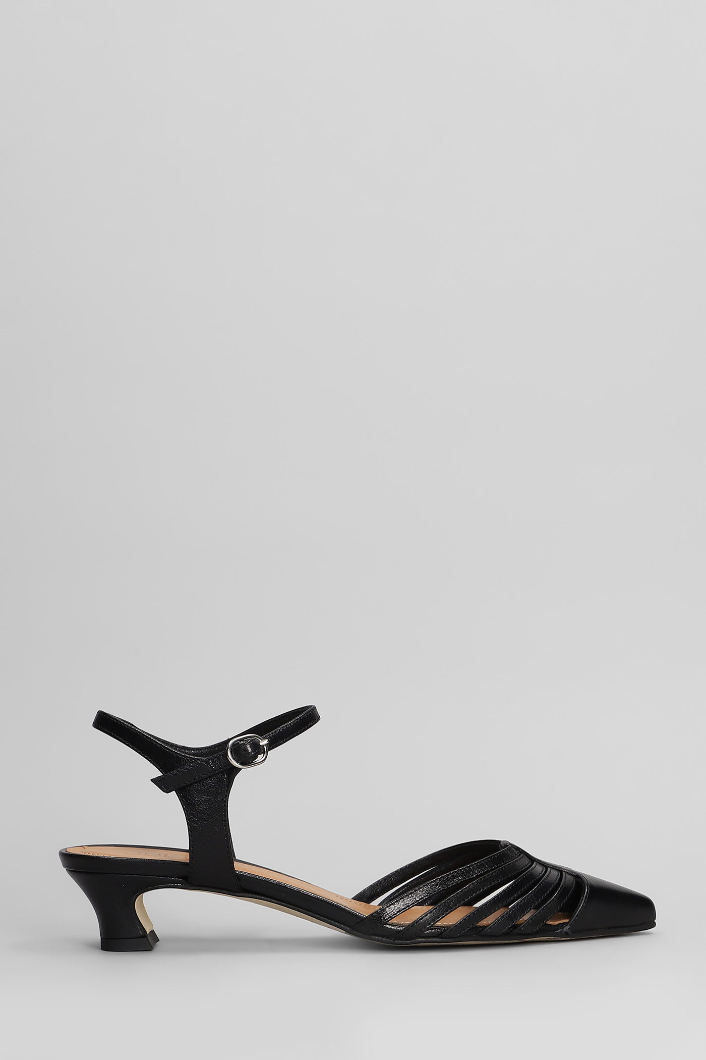 Pumps In Black Leather