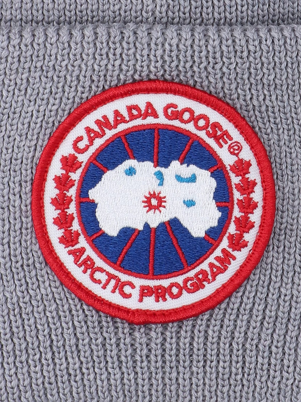 Shop Canada Goose - Logo Beanie In Grigio